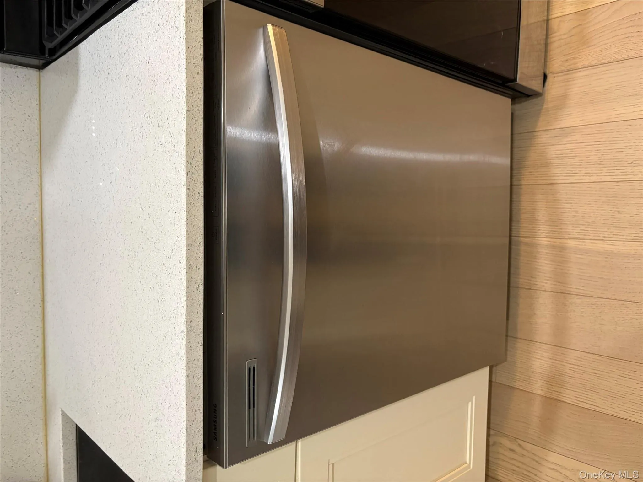Kitchen view of stainless steel dishwasher Kitchen view of stainless steel dishwasher