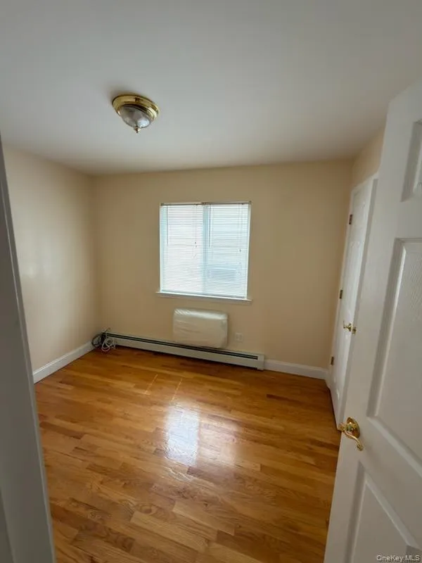 64-58 231st Street, New York, NY, 3 Bedrooms Bedrooms, 6 Rooms Rooms,2 BathroomsBathrooms,Residential Lease,For Rent,231st,0,979502 64-58 231st Street, New York, NY, 3 Bedrooms Bedrooms, 6 Rooms Rooms,2 BathroomsBathrooms,Residential Lease,For Rent,231st,0,979502