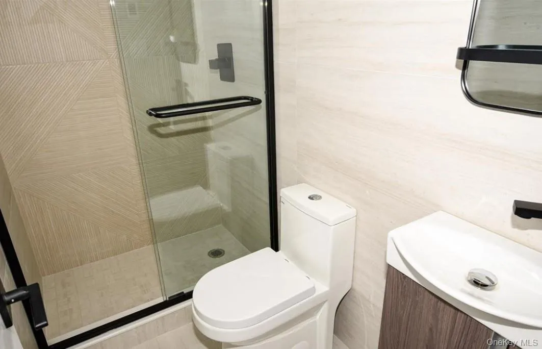 315 BW Broadway, Long Beach, NY, 2 Bedrooms Bedrooms, 5 Rooms Rooms,1 BathroomBathrooms,Residential Lease,For Rent,Broadway,0,979506 315 BW Broadway, Long Beach, NY, 2 Bedrooms Bedrooms, 5 Rooms Rooms,1 BathroomBathrooms,Residential Lease,For Rent,Broadway,0,979506