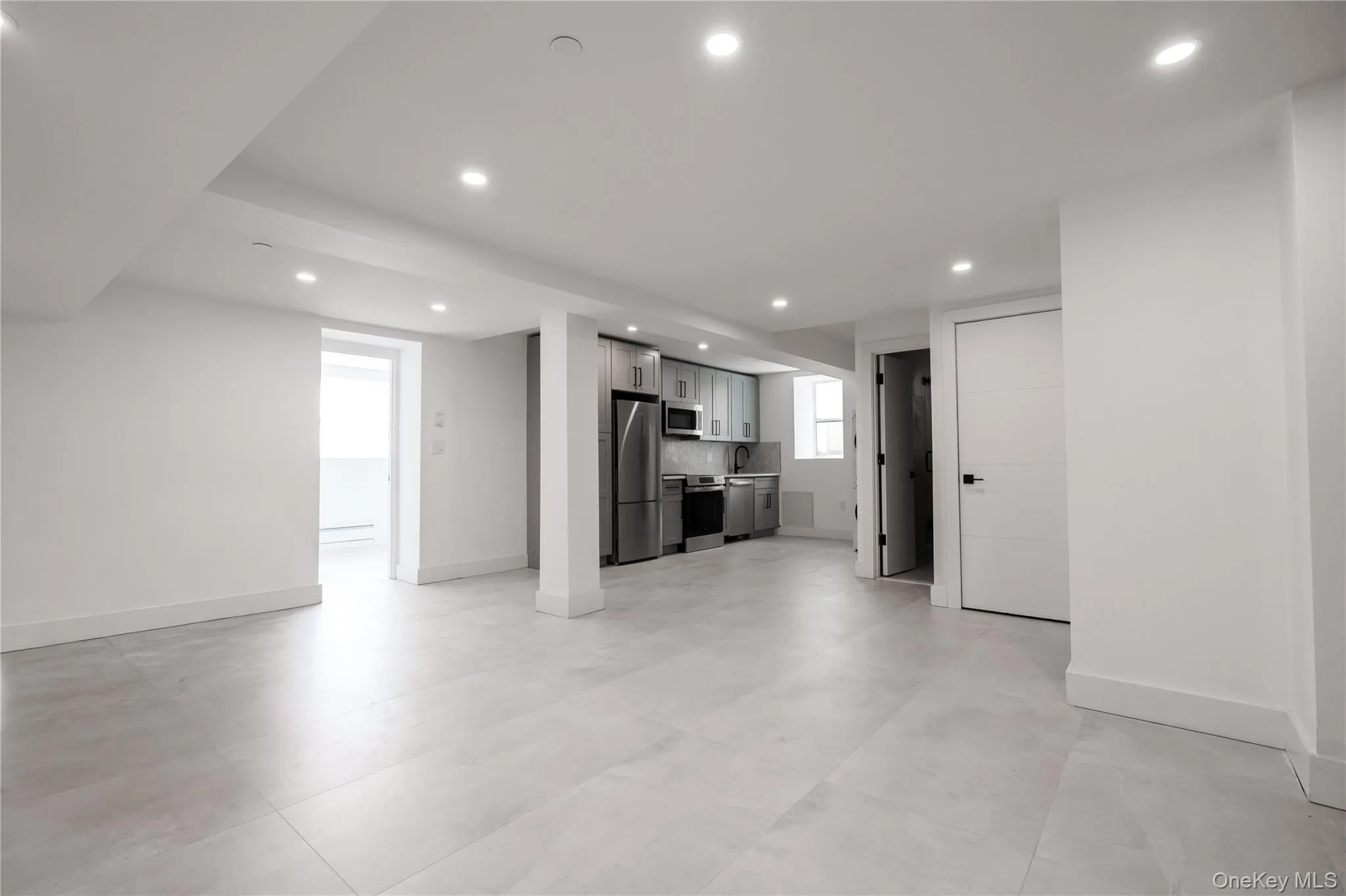 315 BW Broadway, Long Beach, NY, 2 Bedrooms Bedrooms, 5 Rooms Rooms,1 BathroomBathrooms,Residential Lease,For Rent,Broadway,0,979506 315 BW Broadway, Long Beach, NY, 2 Bedrooms Bedrooms, 5 Rooms Rooms,1 BathroomBathrooms,Residential Lease,For Rent,Broadway,0,979506