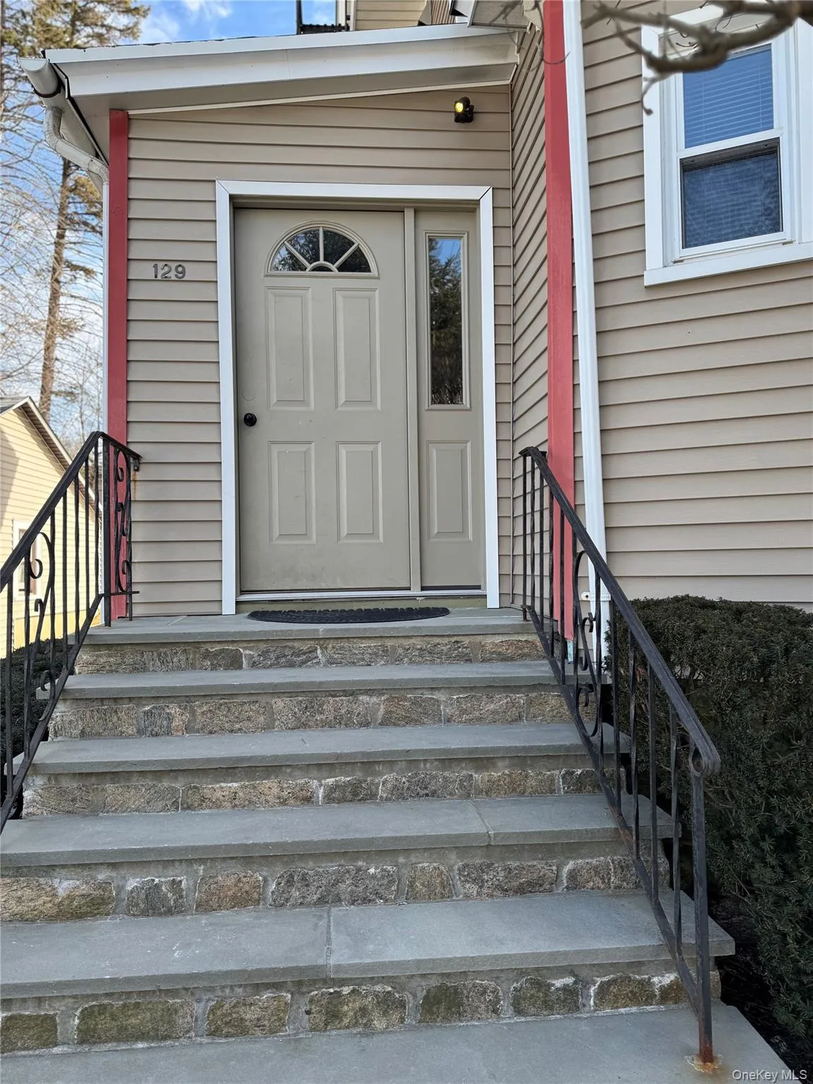 129 Washington Avenue, Mount Pleasant, NY, 2 Bedrooms Bedrooms, 4 Rooms Rooms,1 BathroomBathrooms,Residential Lease,For Rent,Washington,0,979507 129 Washington Avenue, Mount Pleasant, NY, 2 Bedrooms Bedrooms, 4 Rooms Rooms,1 BathroomBathrooms,Residential Lease,For Rent,Washington,0,979507
