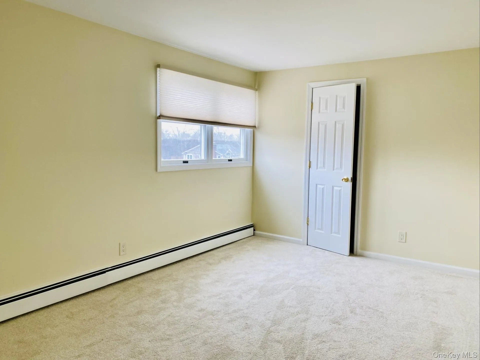 23 Grossman Street, Huntington, NY, 2 Bedrooms Bedrooms, 5 Rooms Rooms,1 BathroomBathrooms,Residential Lease,For Rent,Grossman,0,979508 23 Grossman Street, Huntington, NY, 2 Bedrooms Bedrooms, 5 Rooms Rooms,1 BathroomBathrooms,Residential Lease,For Rent,Grossman,0,979508