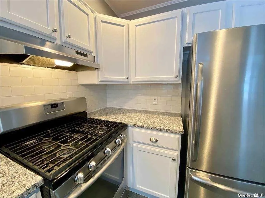 39 7th Street, Oyster Bay, NY, 2 Bedrooms Bedrooms, 7 Rooms Rooms,2 BathroomsBathrooms,Residential Lease,For Rent,7th,0,979515 39 7th Street, Oyster Bay, NY, 2 Bedrooms Bedrooms, 7 Rooms Rooms,2 BathroomsBathrooms,Residential Lease,For Rent,7th,0,979515