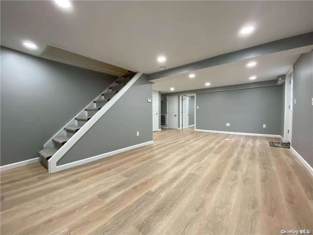 39 7th Street, Oyster Bay, NY, 2 Bedrooms Bedrooms, 7 Rooms Rooms,2 BathroomsBathrooms,Residential Lease,For Rent,7th,0,979515 39 7th Street, Oyster Bay, NY, 2 Bedrooms Bedrooms, 7 Rooms Rooms,2 BathroomsBathrooms,Residential Lease,For Rent,7th,0,979515