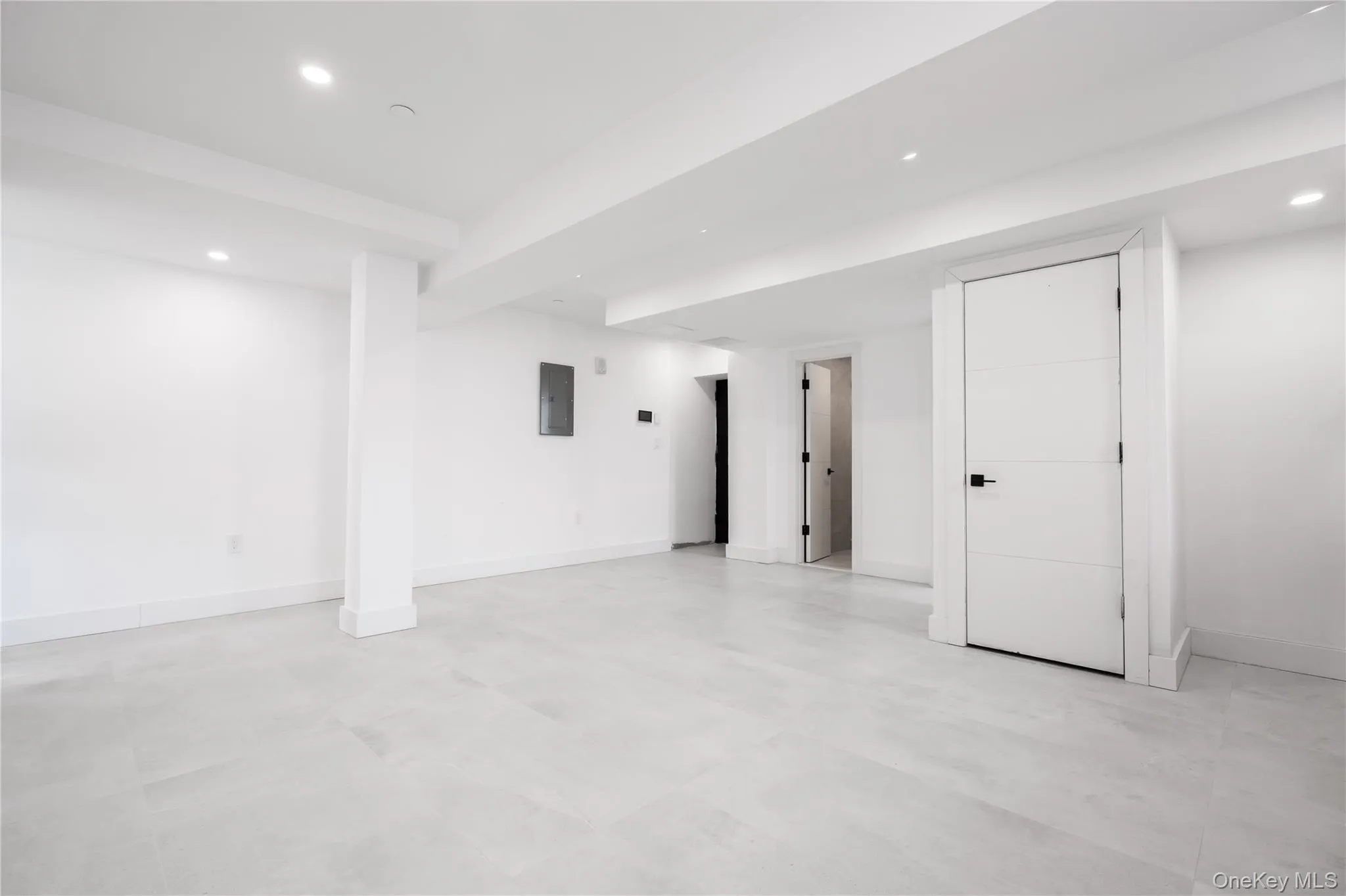 315 BE Broadway, Long Beach, NY, 3 Bedrooms Bedrooms, 6 Rooms Rooms,1 BathroomBathrooms,Residential Lease,For Rent,Broadway,0,979516 315 BE Broadway, Long Beach, NY, 3 Bedrooms Bedrooms, 6 Rooms Rooms,1 BathroomBathrooms,Residential Lease,For Rent,Broadway,0,979516
