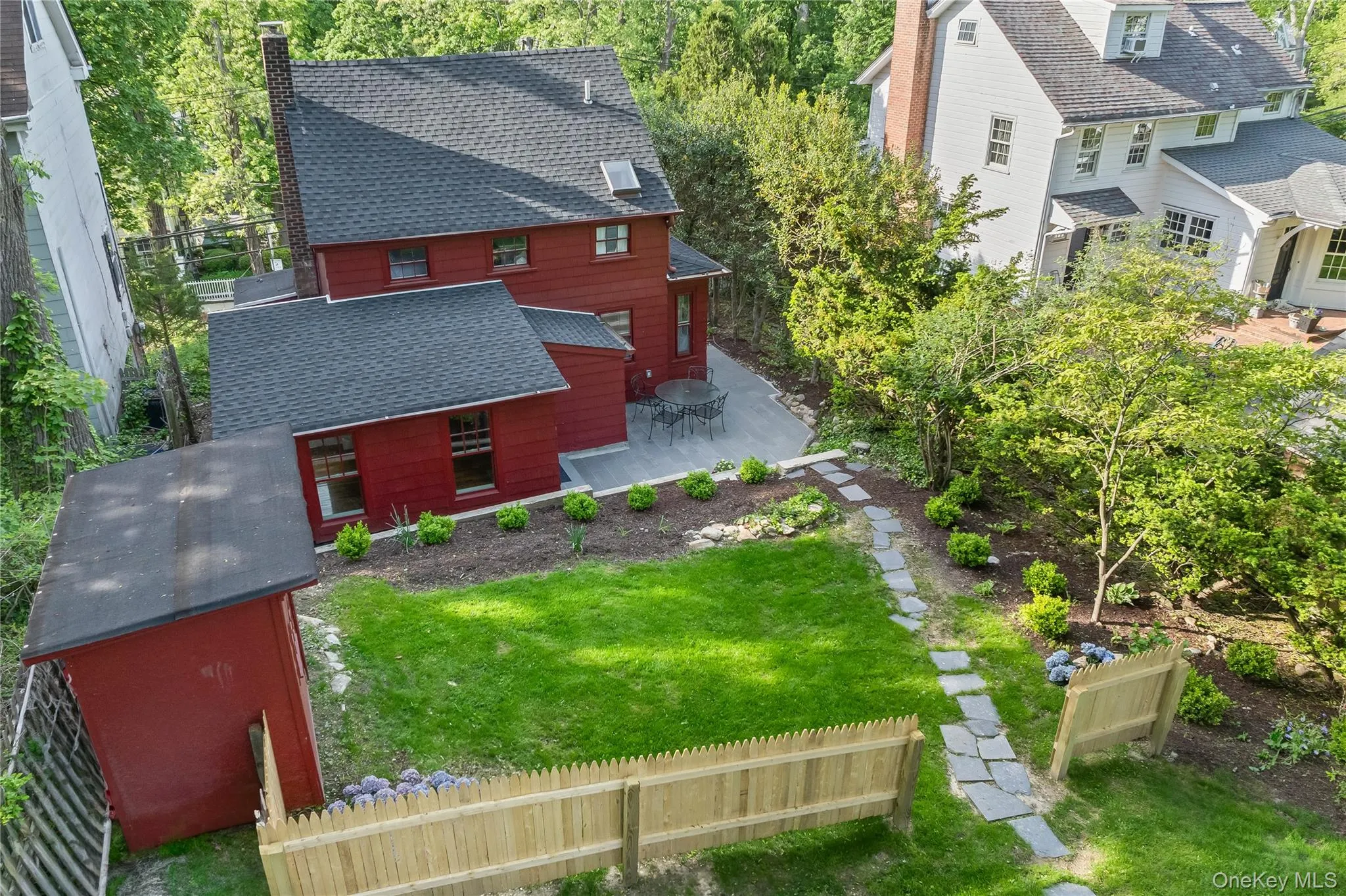 152 Main Street, Huntington, NY, 2 Bedrooms Bedrooms, 5 Rooms Rooms,1 BathroomBathrooms,Residential Lease,For Rent,Main,0,979524 152 Main Street, Huntington, NY, 2 Bedrooms Bedrooms, 5 Rooms Rooms,1 BathroomBathrooms,Residential Lease,For Rent,Main,0,979524