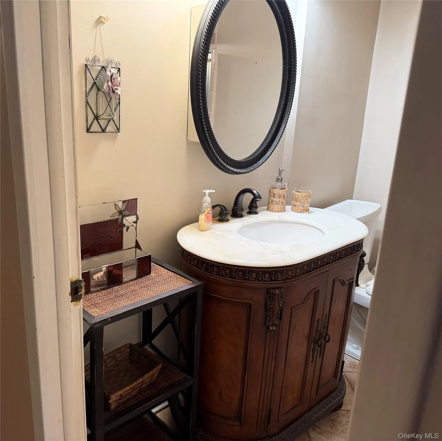 2518 Route 9G, Rhinebeck, NY, 3 Bedrooms Bedrooms, 6 Rooms Rooms,1 BathroomBathrooms,Residential,For Rent,Route 9G,0,979526 2518 Route 9G, Rhinebeck, NY, 3 Bedrooms Bedrooms, 6 Rooms Rooms,1 BathroomBathrooms,Residential,For Rent,Route 9G,0,979526