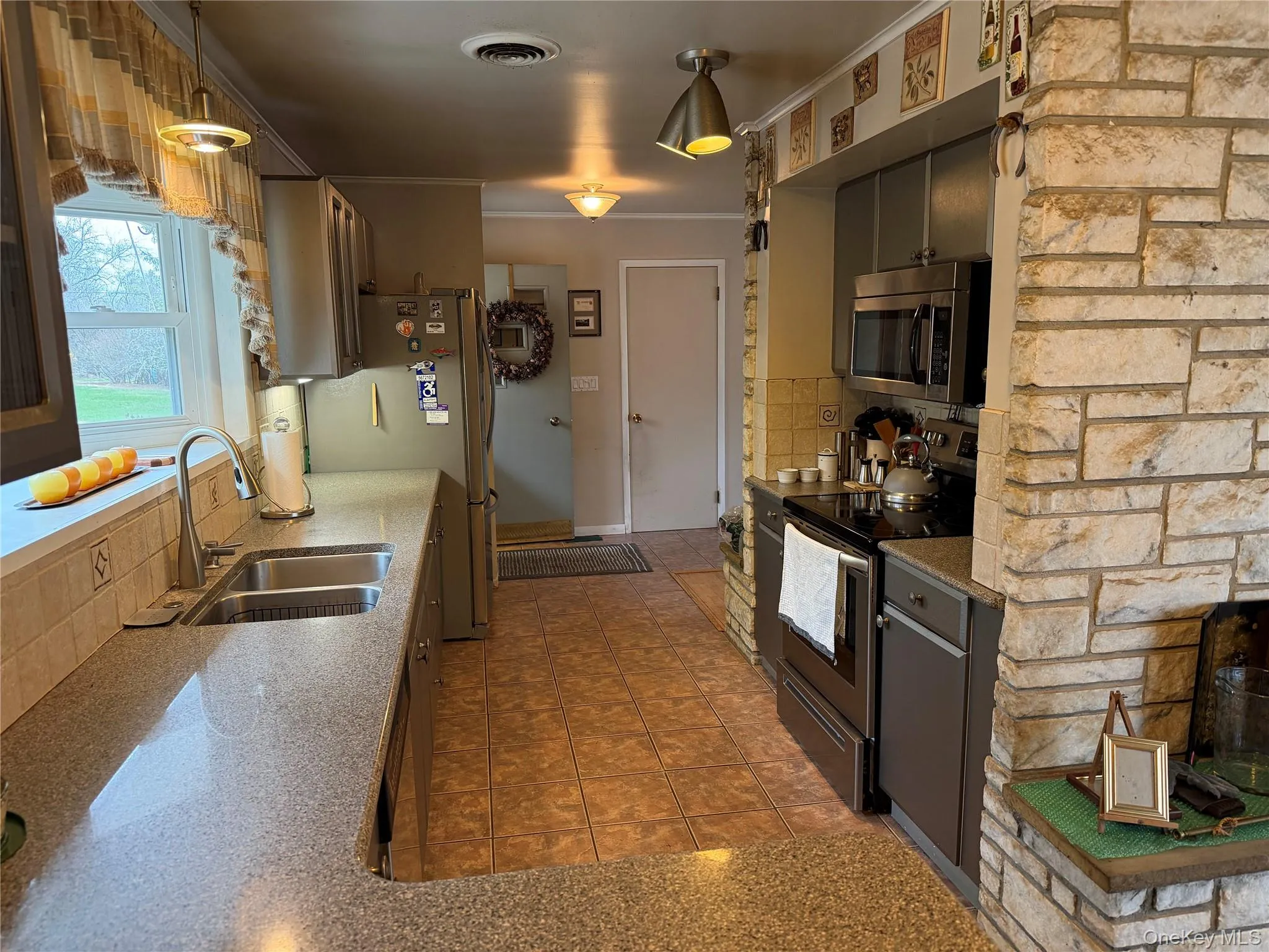 2518 Route 9G, Rhinebeck, NY, 3 Bedrooms Bedrooms, 6 Rooms Rooms,1 BathroomBathrooms,Residential,For Rent,Route 9G,0,979526 2518 Route 9G, Rhinebeck, NY, 3 Bedrooms Bedrooms, 6 Rooms Rooms,1 BathroomBathrooms,Residential,For Rent,Route 9G,0,979526
