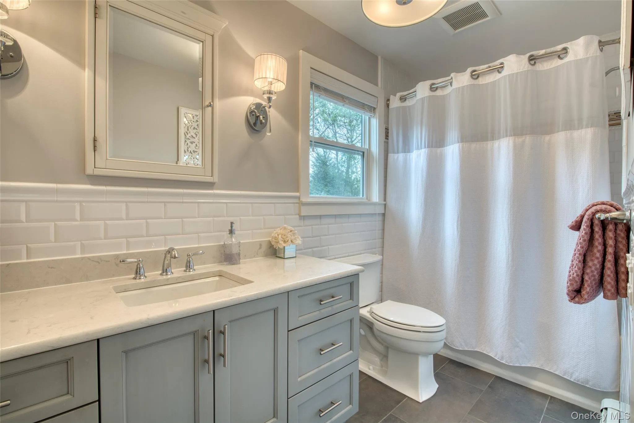 9 Deborah Drive, Southampton, NY, 4 Bedrooms Bedrooms, 9 Rooms Rooms,2 BathroomsBathrooms,Residential Lease,For Rent,Deborah,0,979530 9 Deborah Drive, Southampton, NY, 4 Bedrooms Bedrooms, 9 Rooms Rooms,2 BathroomsBathrooms,Residential Lease,For Rent,Deborah,0,979530