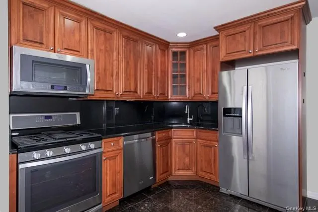 524 Tudor Lane, Brookhaven, NY, 2 Bedrooms Bedrooms, 4 Rooms Rooms,1 BathroomBathrooms,Residential Lease,For Rent,Tudor,0,979538 524 Tudor Lane, Brookhaven, NY, 2 Bedrooms Bedrooms, 4 Rooms Rooms,1 BathroomBathrooms,Residential Lease,For Rent,Tudor,0,979538
