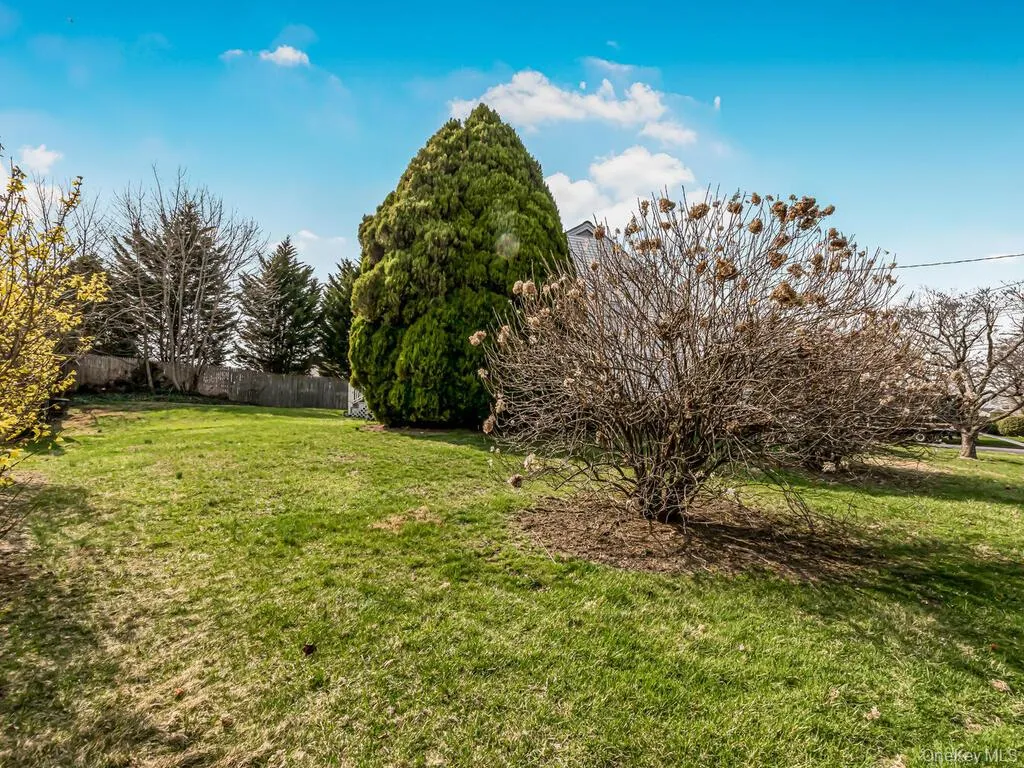 42 Tower Hill Drive, Rye Town, NY, 4 Bedrooms Bedrooms, 7 Rooms Rooms,1 BathroomBathrooms,Residential Lease,For Rent,Tower Hill,0,979560 42 Tower Hill Drive, Rye Town, NY, 4 Bedrooms Bedrooms, 7 Rooms Rooms,1 BathroomBathrooms,Residential Lease,For Rent,Tower Hill,0,979560