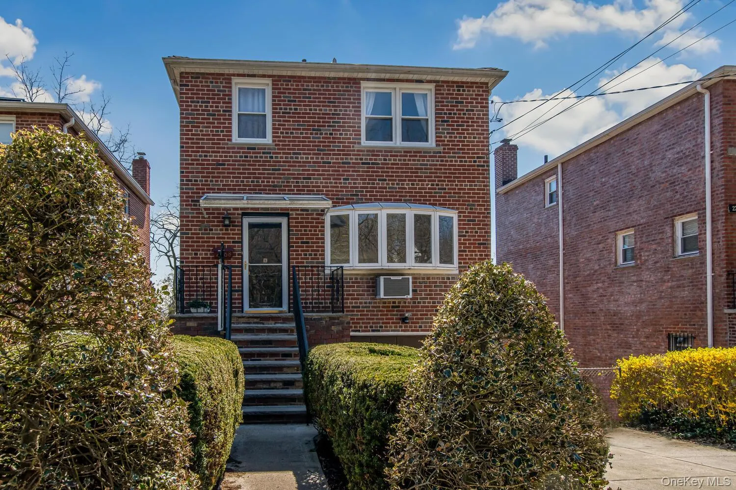 2768 Netherland Avenue, New York, NY, 4 Bedrooms Bedrooms, 8 Rooms Rooms,2 BathroomsBathrooms,Residential,For Rent,Netherland,0,979561 2768 Netherland Avenue, New York, NY, 4 Bedrooms Bedrooms, 8 Rooms Rooms,2 BathroomsBathrooms,Residential,For Rent,Netherland,0,979561