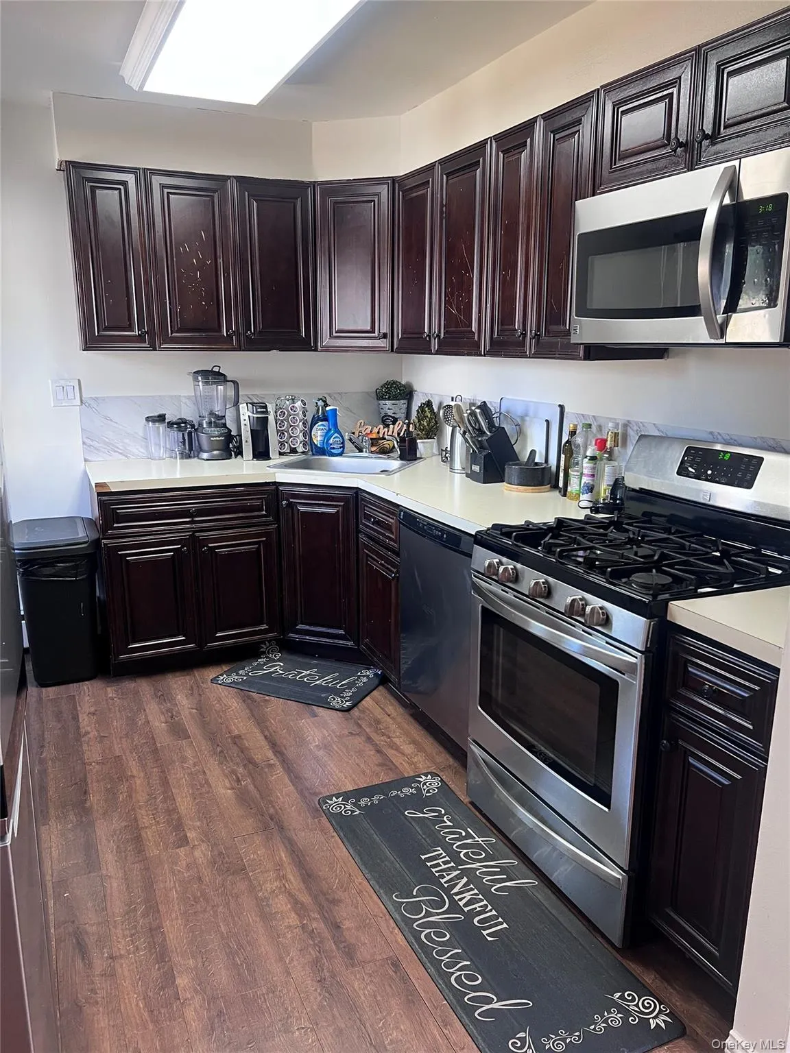 8 Lion Lane, Babylon, NY, 4 Bedrooms Bedrooms, 11 Rooms Rooms,2 BathroomsBathrooms,Residential,For Rent,Lion,0,979562 8 Lion Lane, Babylon, NY, 4 Bedrooms Bedrooms, 11 Rooms Rooms,2 BathroomsBathrooms,Residential,For Rent,Lion,0,979562