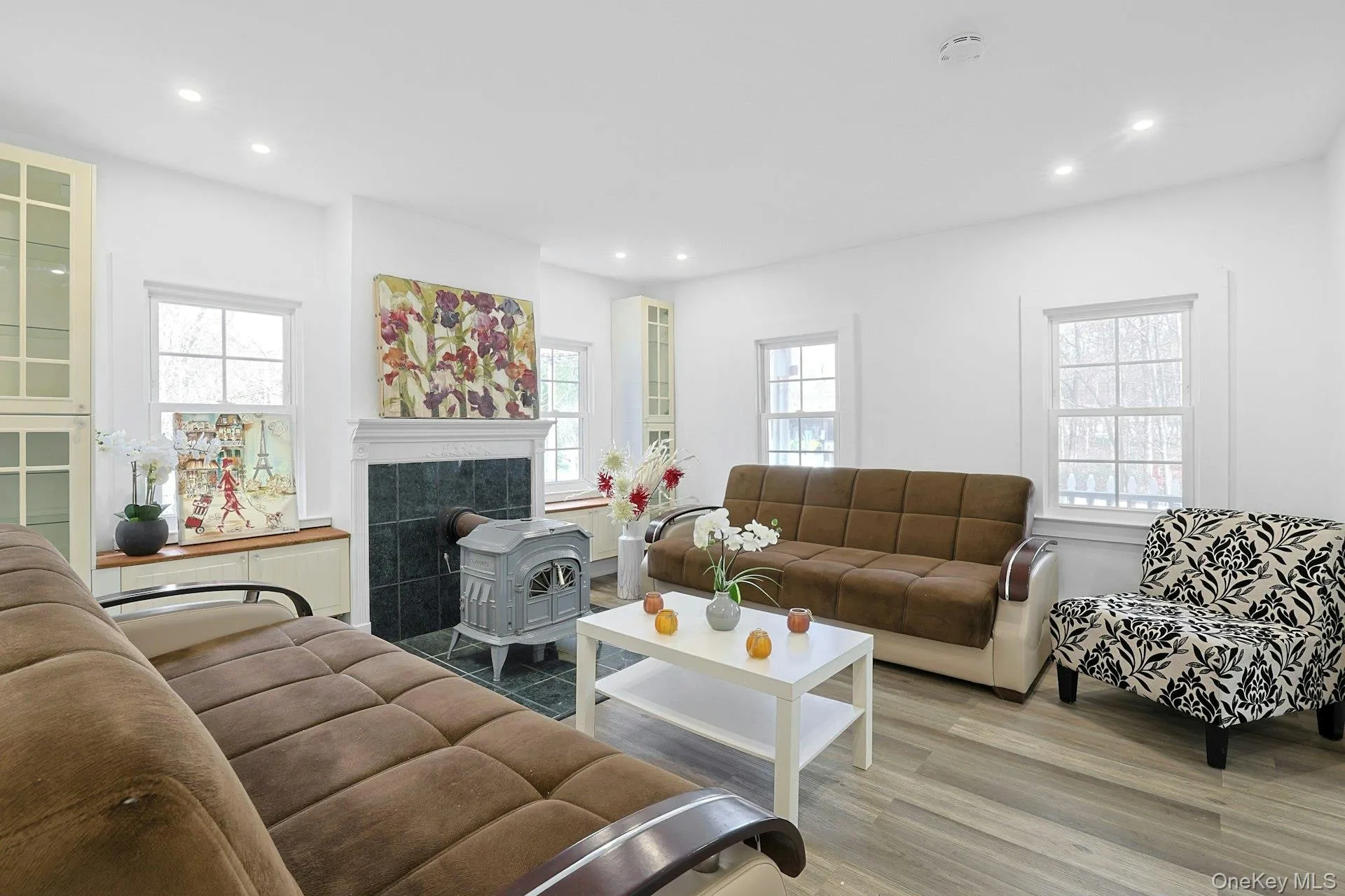 200 Bardonia Road, Clarkstown, NY, 4 Bedrooms Bedrooms, 9 Rooms Rooms,3 BathroomsBathrooms,Residential Sale,For Rent,Bardonia,0,979567 200 Bardonia Road, Clarkstown, NY, 4 Bedrooms Bedrooms, 9 Rooms Rooms,3 BathroomsBathrooms,Residential Sale,For Rent,Bardonia,0,979567