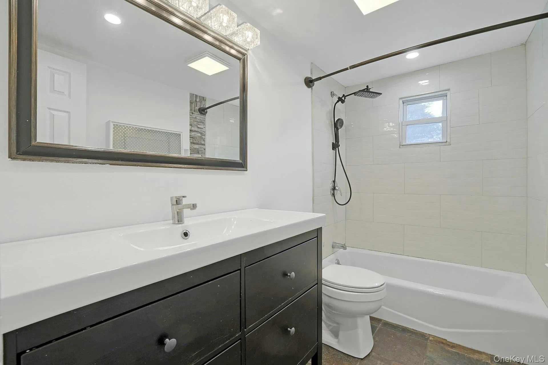 200 Bardonia Road, Clarkstown, NY, 4 Bedrooms Bedrooms, 9 Rooms Rooms,3 BathroomsBathrooms,Residential Sale,For Rent,Bardonia,0,979567 200 Bardonia Road, Clarkstown, NY, 4 Bedrooms Bedrooms, 9 Rooms Rooms,3 BathroomsBathrooms,Residential Sale,For Rent,Bardonia,0,979567