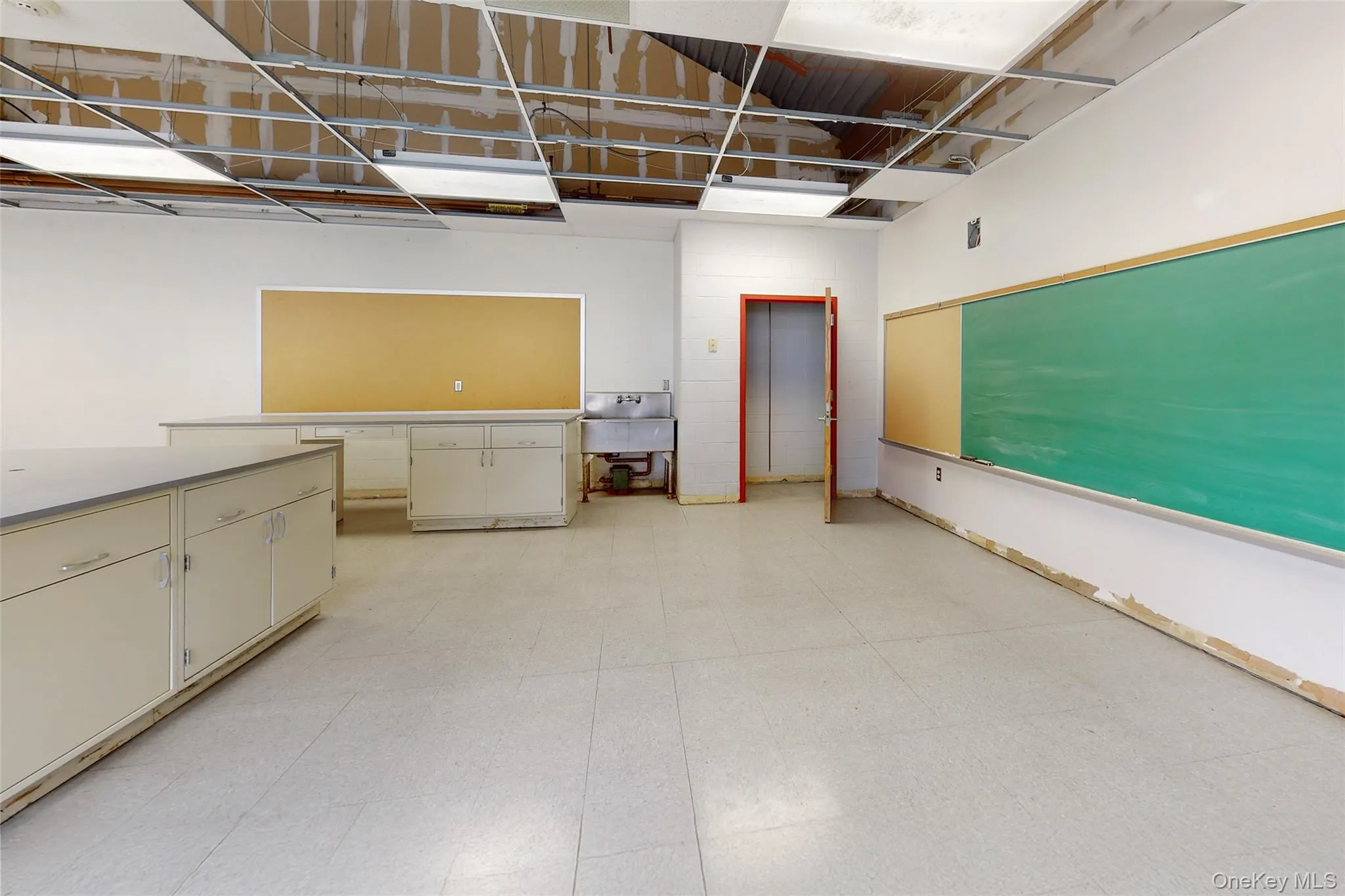 138 Church Street, Franklin, NY, ,Commercial Lease,For Rent,Church,0,979571 138 Church Street, Franklin, NY, ,Commercial Lease,For Rent,Church,0,979571