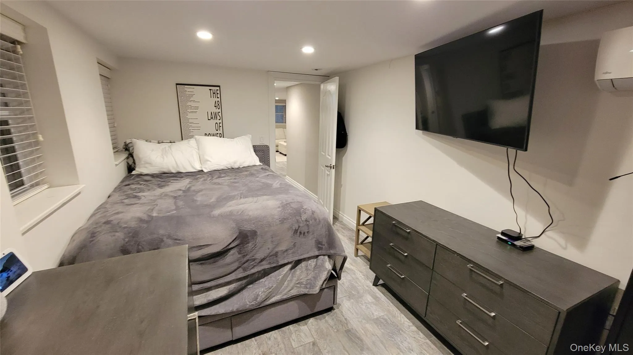 85 Mohawk Avenue, Hempstead, NY, 1 Bedroom Bedrooms, 4 Rooms Rooms,1 BathroomBathrooms,Residential Lease,For Rent,Mohawk,0,979573 85 Mohawk Avenue, Hempstead, NY, 1 Bedroom Bedrooms, 4 Rooms Rooms,1 BathroomBathrooms,Residential Lease,For Rent,Mohawk,0,979573