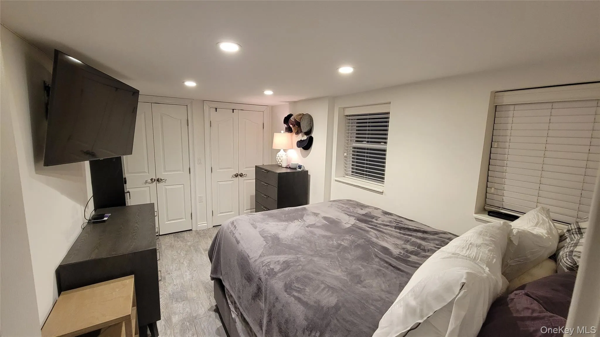 85 Mohawk Avenue, Hempstead, NY, 1 Bedroom Bedrooms, 4 Rooms Rooms,1 BathroomBathrooms,Residential Lease,For Rent,Mohawk,0,979573 85 Mohawk Avenue, Hempstead, NY, 1 Bedroom Bedrooms, 4 Rooms Rooms,1 BathroomBathrooms,Residential Lease,For Rent,Mohawk,0,979573