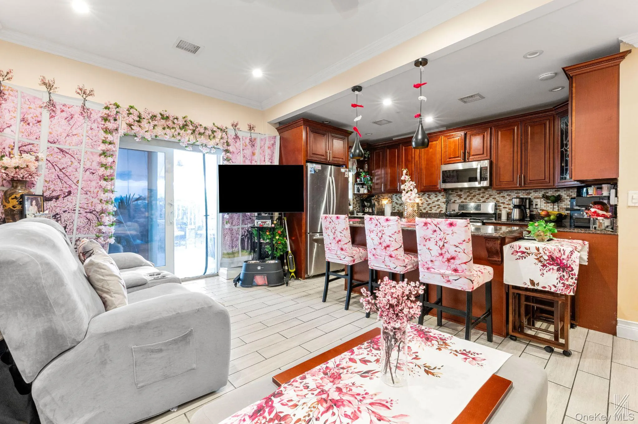 1842 Norman Street, New York, NY, 5 Bedrooms Bedrooms, 14 Rooms Rooms,2 BathroomsBathrooms,Residential,For Rent,Norman,0,979640 1842 Norman Street, New York, NY, 5 Bedrooms Bedrooms, 14 Rooms Rooms,2 BathroomsBathrooms,Residential,For Rent,Norman,0,979640
