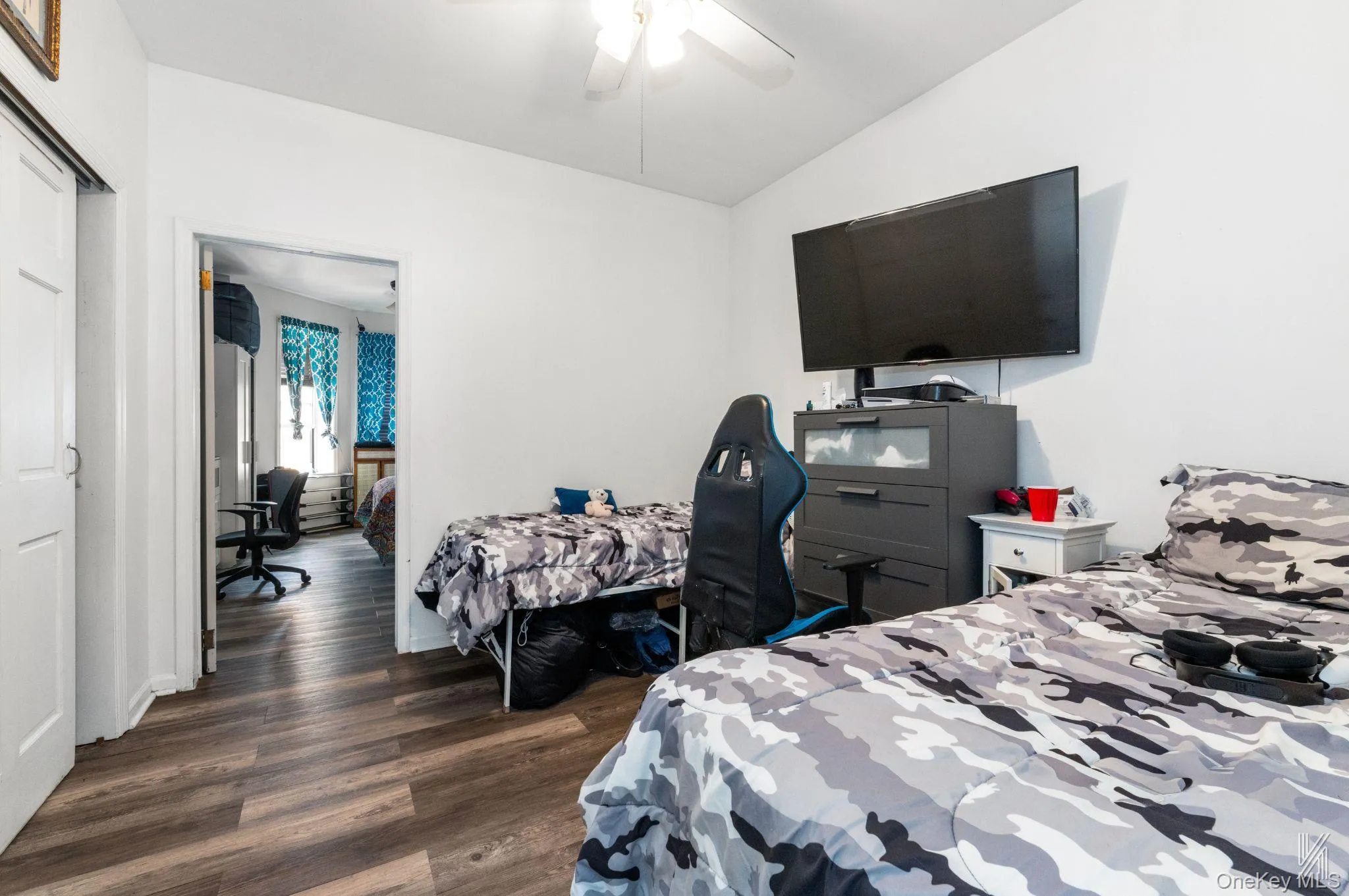 1842 Norman Street, New York, NY, 5 Bedrooms Bedrooms, 14 Rooms Rooms,2 BathroomsBathrooms,Residential,For Rent,Norman,0,979640 1842 Norman Street, New York, NY, 5 Bedrooms Bedrooms, 14 Rooms Rooms,2 BathroomsBathrooms,Residential,For Rent,Norman,0,979640