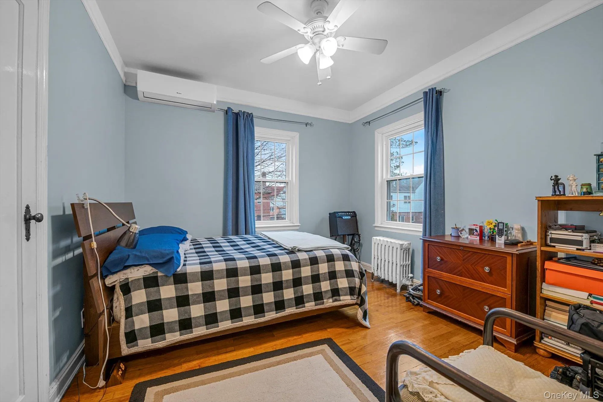 215-18 48th Avenue, New York, NY, 3 Bedrooms Bedrooms, 6 Rooms Rooms,1 BathroomBathrooms,Residential,For Rent,48th,0,979643 215-18 48th Avenue, New York, NY, 3 Bedrooms Bedrooms, 6 Rooms Rooms,1 BathroomBathrooms,Residential,For Rent,48th,0,979643