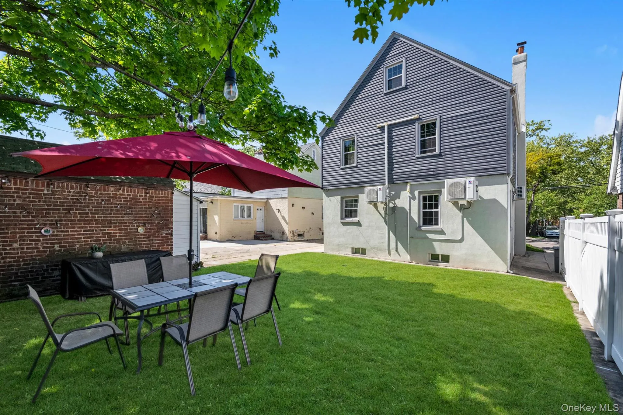 215-18 48th Avenue, New York, NY, 3 Bedrooms Bedrooms, 6 Rooms Rooms,1 BathroomBathrooms,Residential,For Rent,48th,0,979643 215-18 48th Avenue, New York, NY, 3 Bedrooms Bedrooms, 6 Rooms Rooms,1 BathroomBathrooms,Residential,For Rent,48th,0,979643