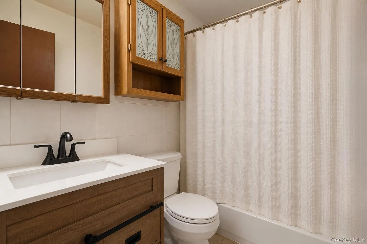 1016 Howells Road, Islip, NY, 3 Bedrooms Bedrooms, 7 Rooms Rooms,1 BathroomBathrooms,Residential Sale,For Rent,Howells,0,979652 1016 Howells Road, Islip, NY, 3 Bedrooms Bedrooms, 7 Rooms Rooms,1 BathroomBathrooms,Residential Sale,For Rent,Howells,0,979652