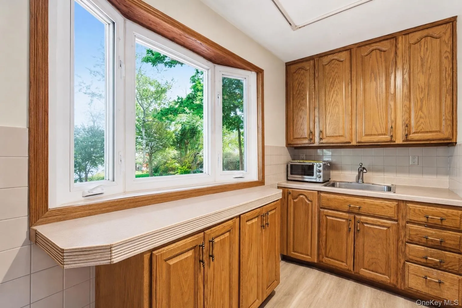 1016 Howells Road, Islip, NY, 3 Bedrooms Bedrooms, 7 Rooms Rooms,1 BathroomBathrooms,Residential Sale,For Rent,Howells,0,979652 1016 Howells Road, Islip, NY, 3 Bedrooms Bedrooms, 7 Rooms Rooms,1 BathroomBathrooms,Residential Sale,For Rent,Howells,0,979652