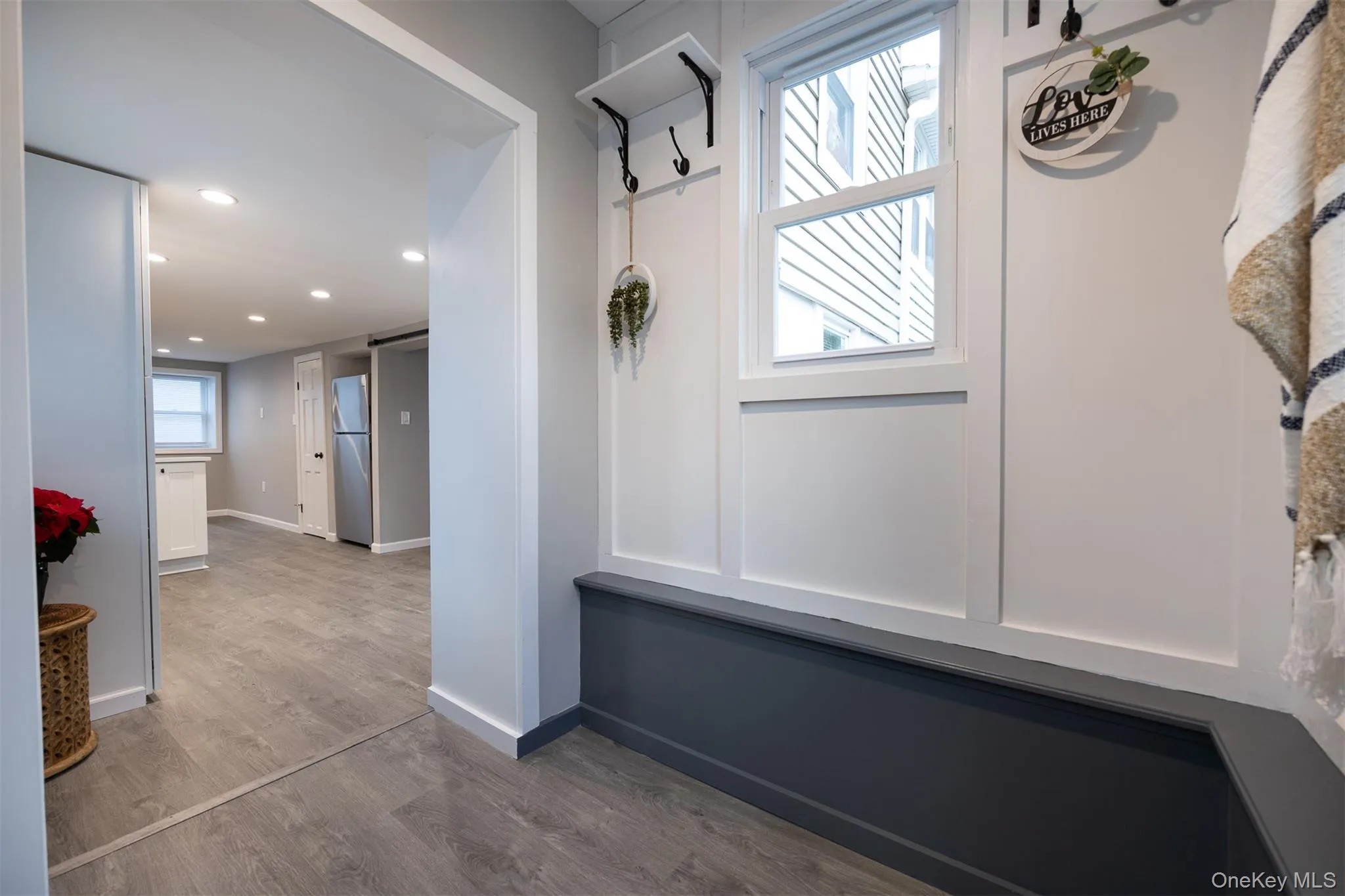 108 Ralph Avenue, Babylon, NY, 1 Bedroom Bedrooms, 4 Rooms Rooms,1 BathroomBathrooms,Residential Lease,For Rent,Ralph,0,979661 108 Ralph Avenue, Babylon, NY, 1 Bedroom Bedrooms, 4 Rooms Rooms,1 BathroomBathrooms,Residential Lease,For Rent,Ralph,0,979661