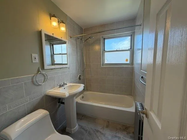 1084 Fenwood Drive, Hempstead, NY, 1 Bedroom Bedrooms, 3 Rooms Rooms,1 BathroomBathrooms,Residential Lease,For Rent,Fenwood,0,979663 1084 Fenwood Drive, Hempstead, NY, 1 Bedroom Bedrooms, 3 Rooms Rooms,1 BathroomBathrooms,Residential Lease,For Rent,Fenwood,0,979663