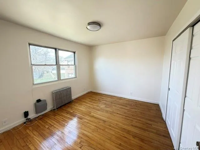 1084 Fenwood Drive, Hempstead, NY, 1 Bedroom Bedrooms, 3 Rooms Rooms,1 BathroomBathrooms,Residential Lease,For Rent,Fenwood,0,979663 1084 Fenwood Drive, Hempstead, NY, 1 Bedroom Bedrooms, 3 Rooms Rooms,1 BathroomBathrooms,Residential Lease,For Rent,Fenwood,0,979663