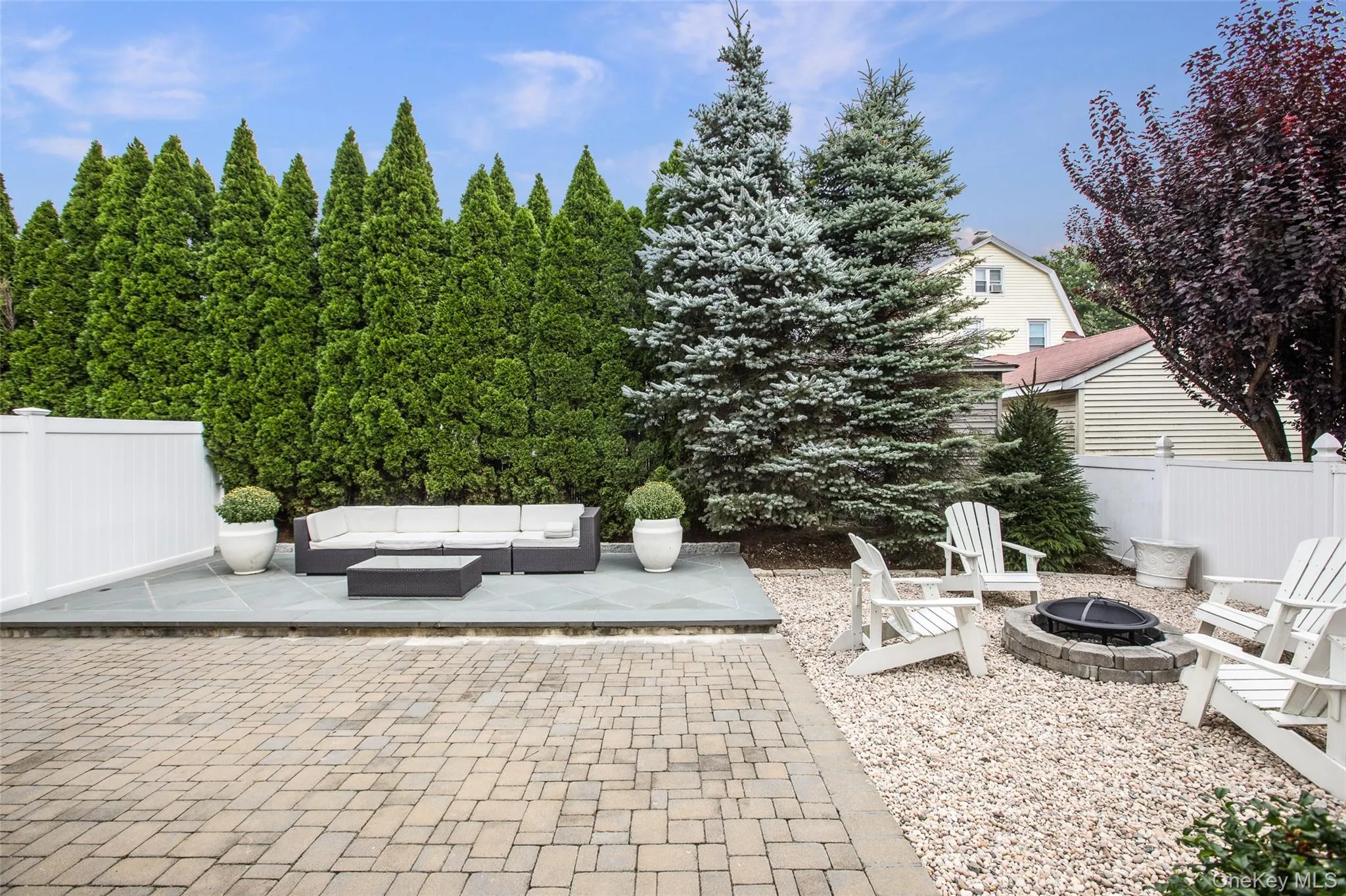 423 English Place, Rye Town, NY, 4 Bedrooms Bedrooms, 9 Rooms Rooms,3 BathroomsBathrooms,Residential Lease,For Rent,English,0,979697 423 English Place, Rye Town, NY, 4 Bedrooms Bedrooms, 9 Rooms Rooms,3 BathroomsBathrooms,Residential Lease,For Rent,English,0,979697
