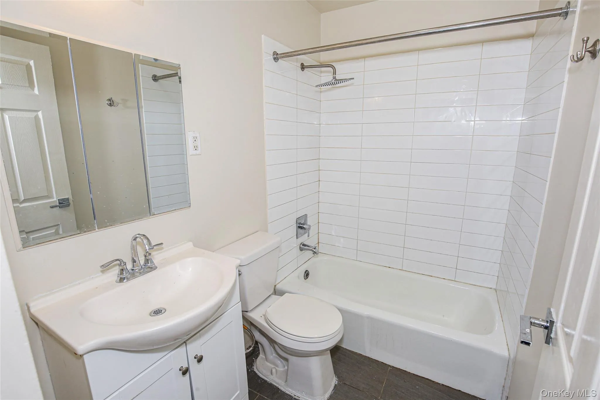 2218 Dean Street, New York, NY, 3 Bedrooms Bedrooms, 5 Rooms Rooms,1 BathroomBathrooms,Residential Lease,For Rent,Dean,0,979709 2218 Dean Street, New York, NY, 3 Bedrooms Bedrooms, 5 Rooms Rooms,1 BathroomBathrooms,Residential Lease,For Rent,Dean,0,979709