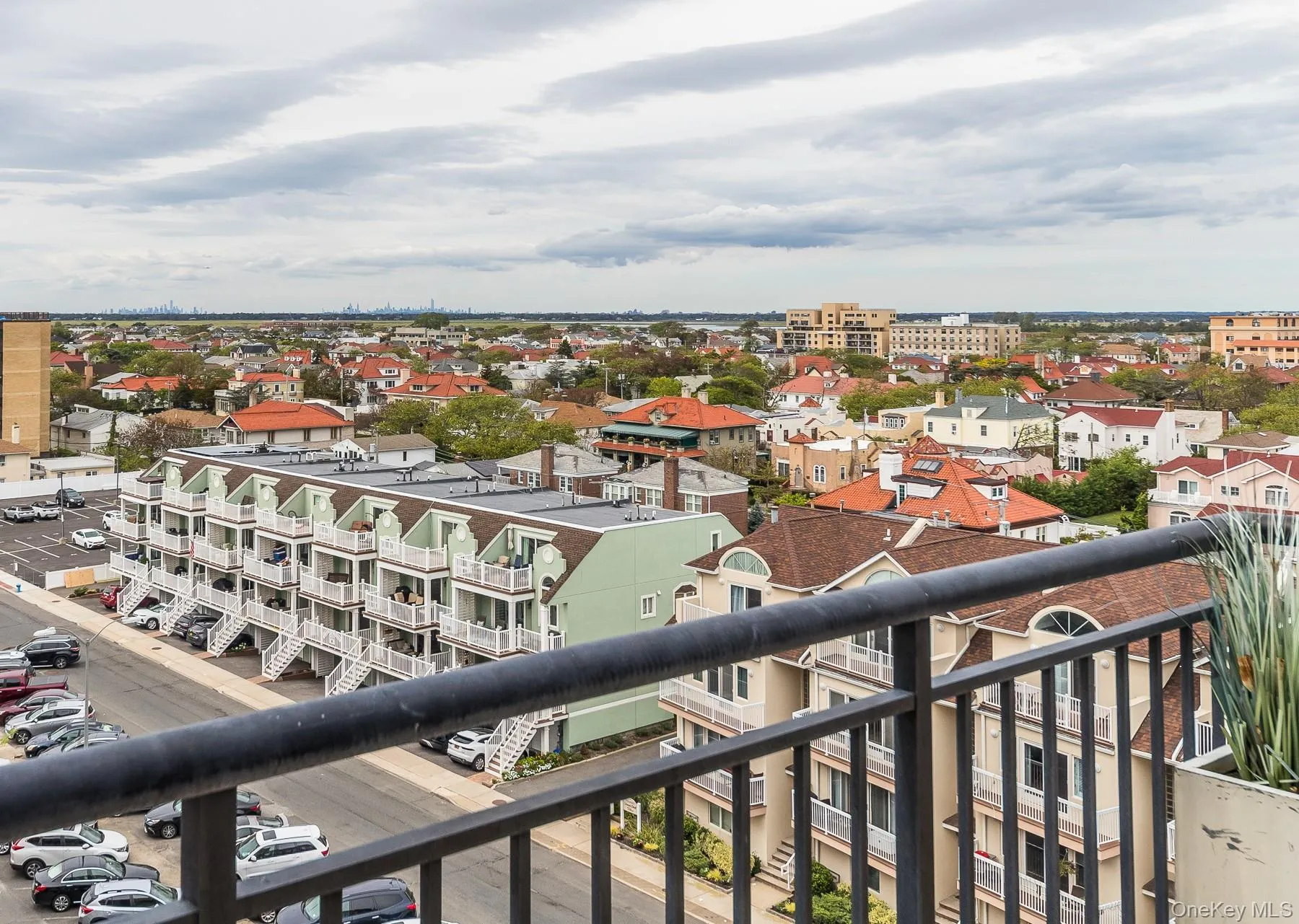 Private terrace overlooking Long Beach and Manhattan Private terrace overlooking Long Beach and Manhattan