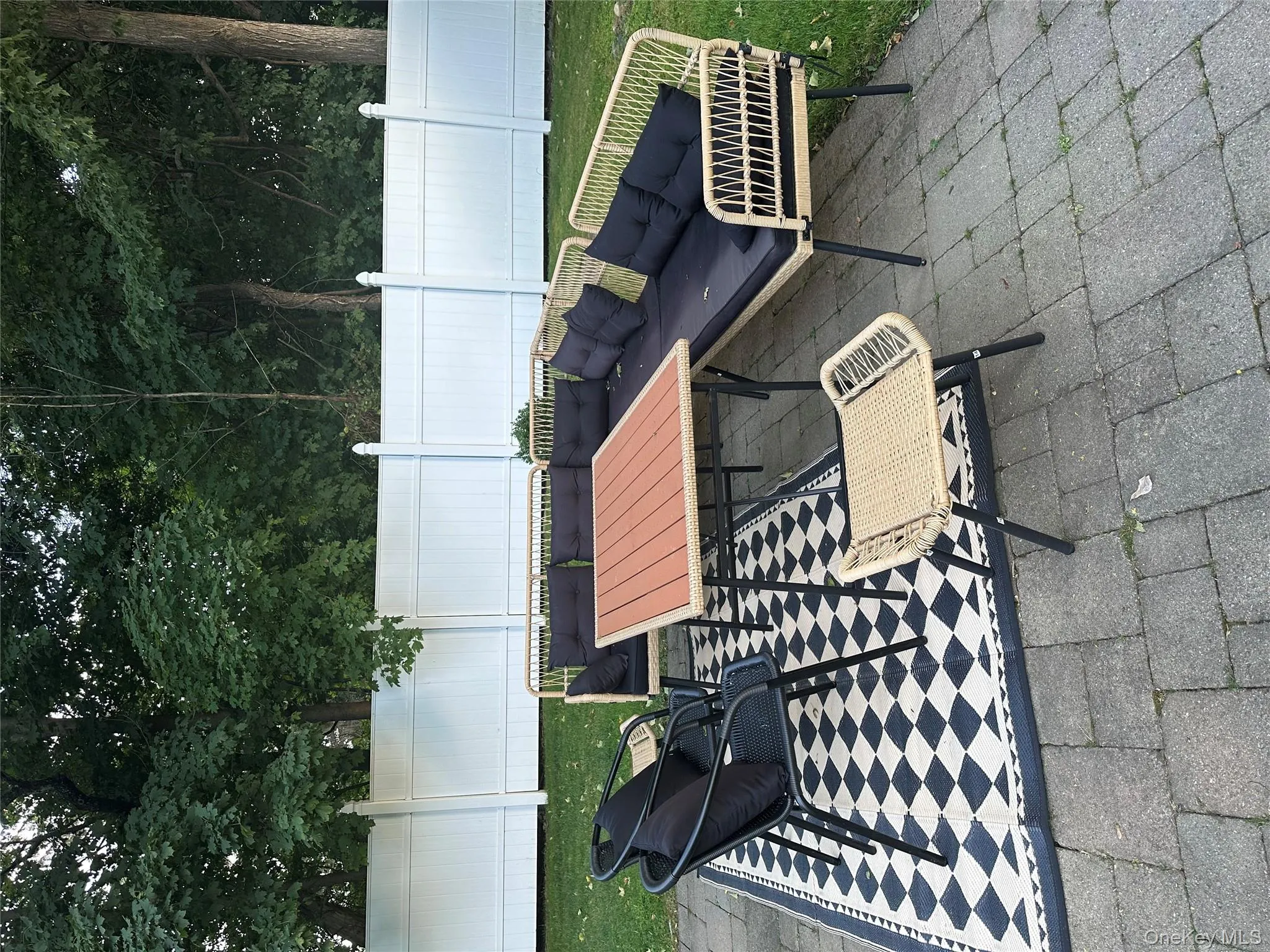 29 Wilton Road, Rye Town, NY, 3 Bedrooms Bedrooms, 7 Rooms Rooms,2 BathroomsBathrooms,Residential Lease,For Rent,Wilton,0,979729 29 Wilton Road, Rye Town, NY, 3 Bedrooms Bedrooms, 7 Rooms Rooms,2 BathroomsBathrooms,Residential Lease,For Rent,Wilton,0,979729