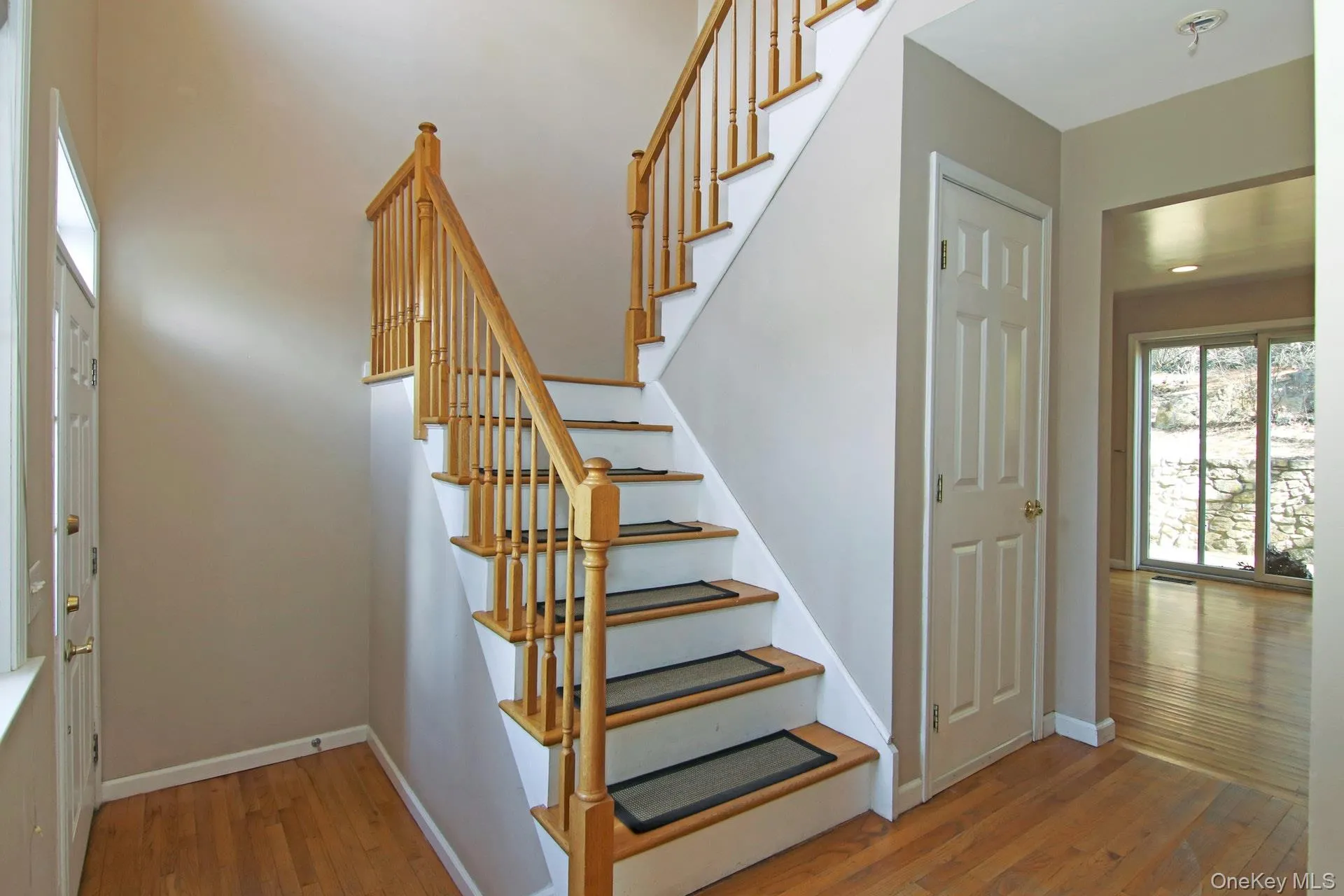 4 Manor Place, White Plains, NY, 3 Bedrooms Bedrooms, 7 Rooms Rooms,2 BathroomsBathrooms,Residential,For Rent,Manor,0,979742 4 Manor Place, White Plains, NY, 3 Bedrooms Bedrooms, 7 Rooms Rooms,2 BathroomsBathrooms,Residential,For Rent,Manor,0,979742