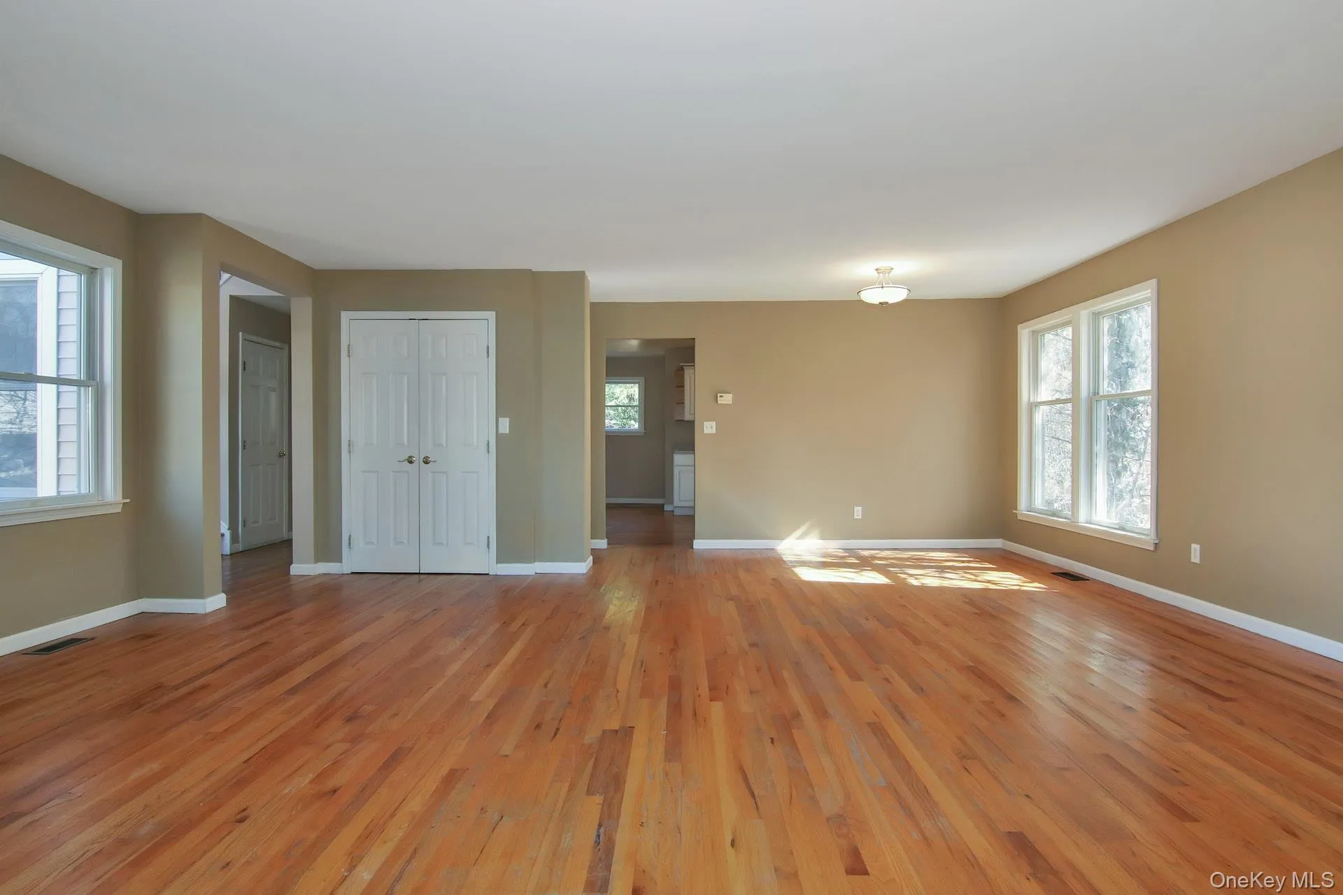 4 Manor Place, White Plains, NY, 3 Bedrooms Bedrooms, 7 Rooms Rooms,2 BathroomsBathrooms,Residential,For Rent,Manor,0,979742 4 Manor Place, White Plains, NY, 3 Bedrooms Bedrooms, 7 Rooms Rooms,2 BathroomsBathrooms,Residential,For Rent,Manor,0,979742