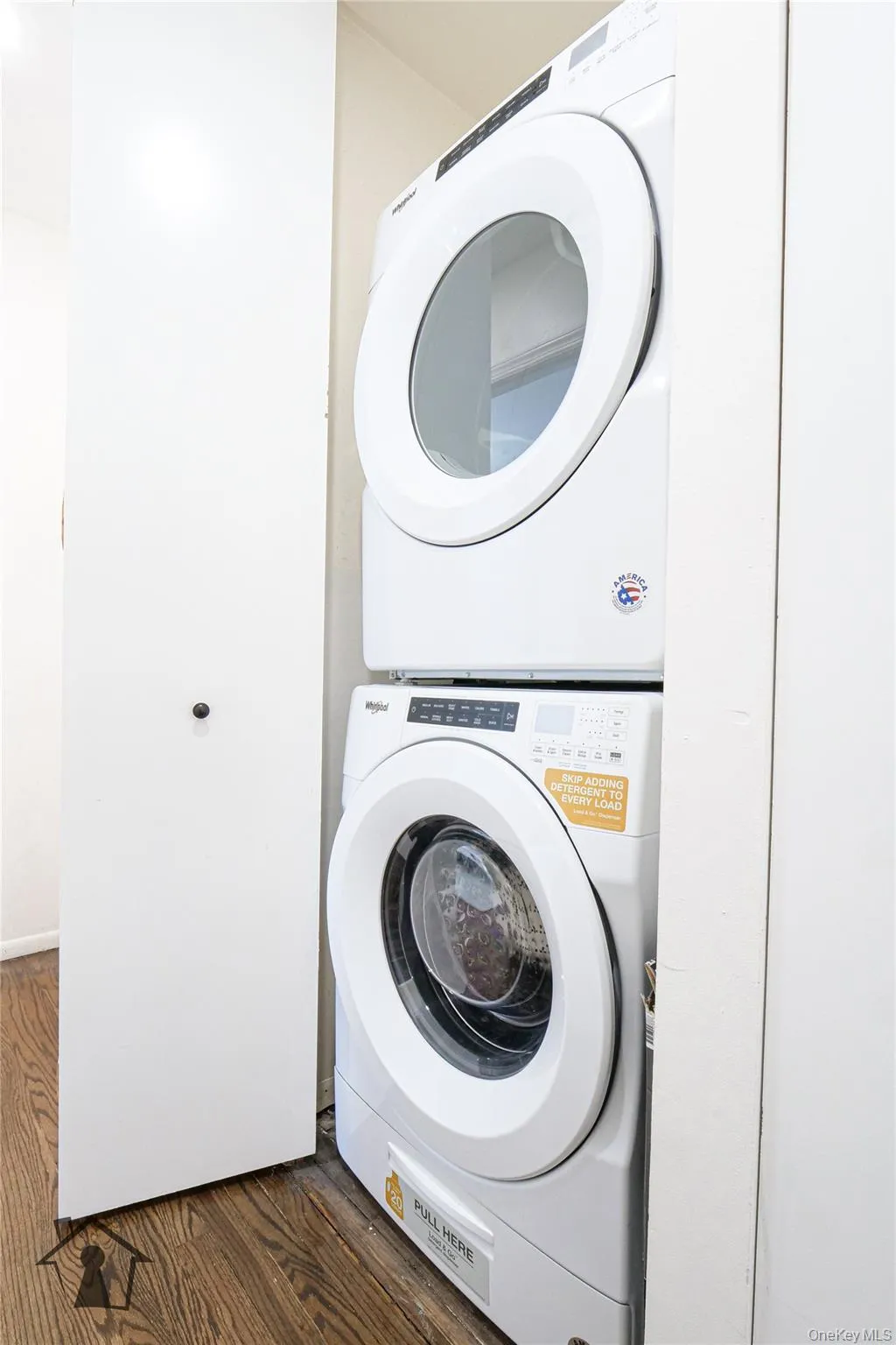 54 Erasmus Street, New York, NY, 2 Bedrooms Bedrooms, 4 Rooms Rooms,1 BathroomBathrooms,Residential,For Rent,Erasmus,0,979745 54 Erasmus Street, New York, NY, 2 Bedrooms Bedrooms, 4 Rooms Rooms,1 BathroomBathrooms,Residential,For Rent,Erasmus,0,979745