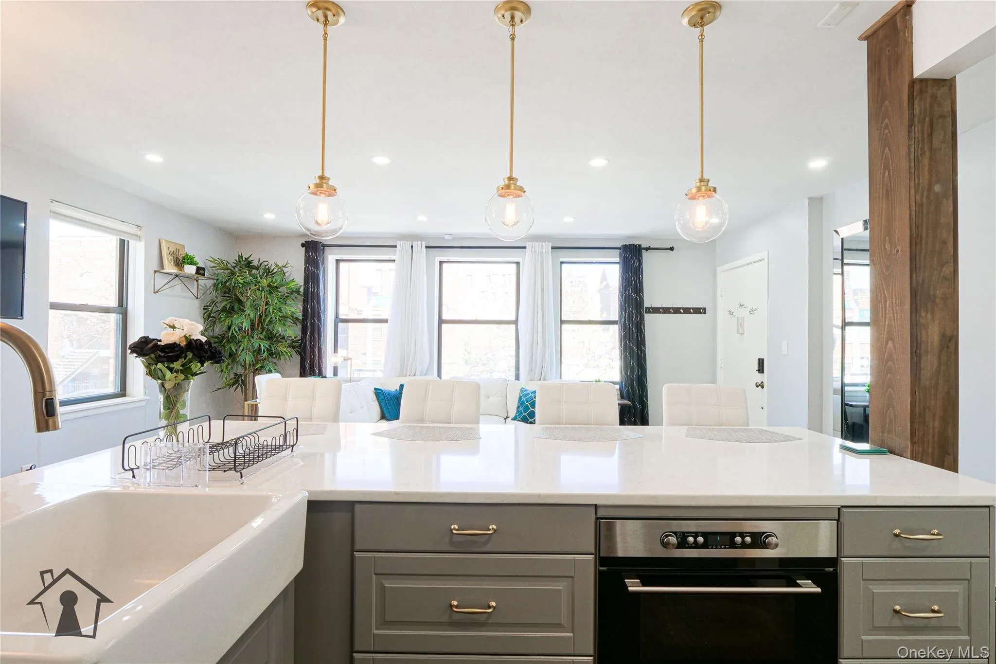 54 Erasmus Street, New York, NY, 2 Bedrooms Bedrooms, 4 Rooms Rooms,1 BathroomBathrooms,Residential,For Rent,Erasmus,0,979745 54 Erasmus Street, New York, NY, 2 Bedrooms Bedrooms, 4 Rooms Rooms,1 BathroomBathrooms,Residential,For Rent,Erasmus,0,979745