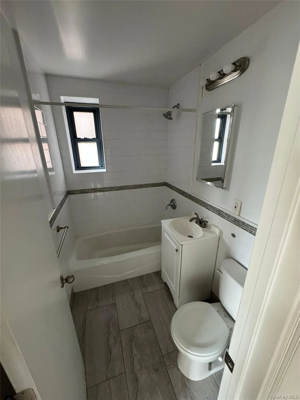 59 Old Mamaroneck Road, White Plains, NY, 1 Bedroom Bedrooms, 3 Rooms Rooms,1 BathroomBathrooms,Residential Lease,For Rent,Old Mamaroneck,0,979755 59 Old Mamaroneck Road, White Plains, NY, 1 Bedroom Bedrooms, 3 Rooms Rooms,1 BathroomBathrooms,Residential Lease,For Rent,Old Mamaroneck,0,979755