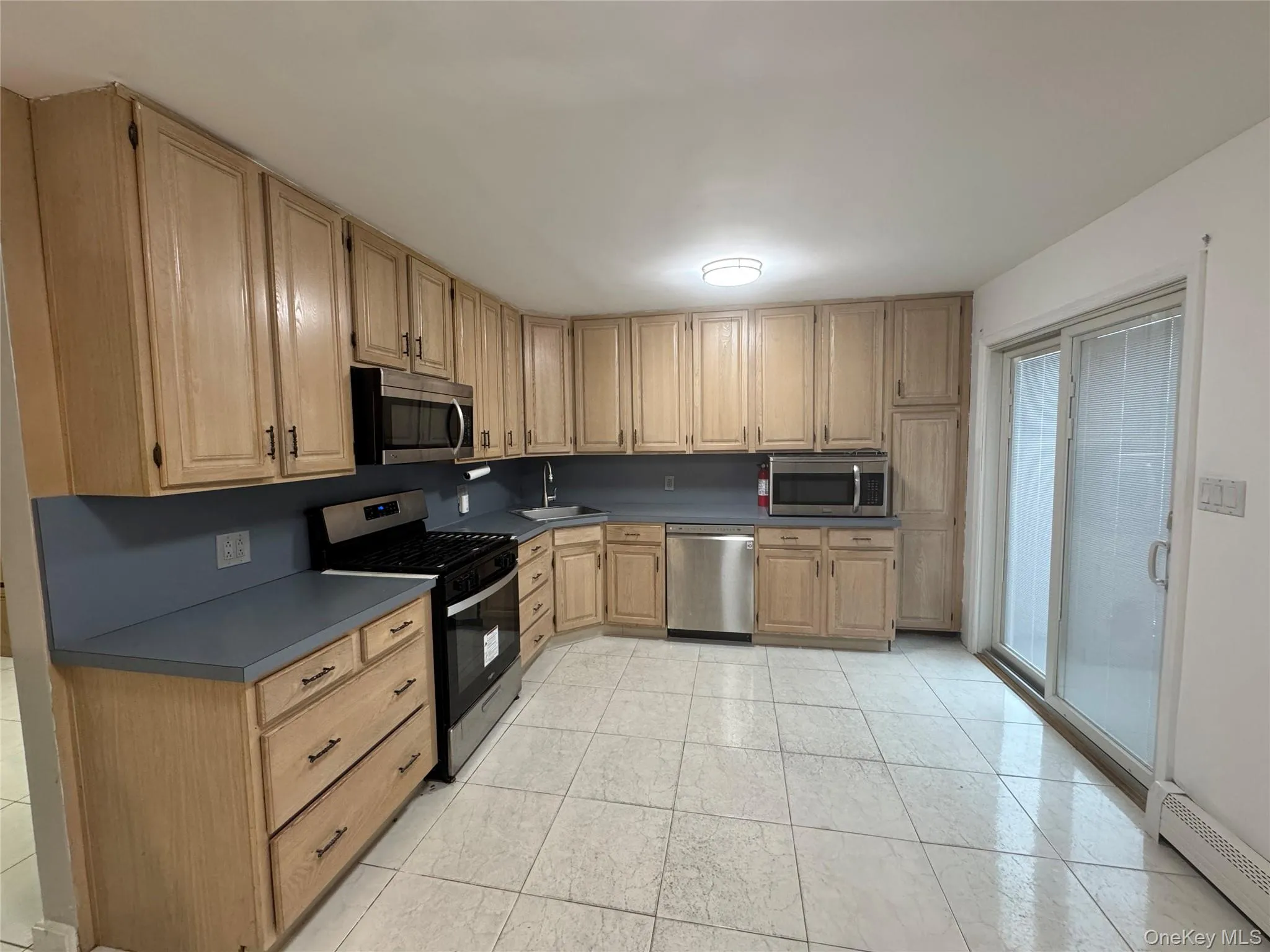 314 Lucille Avenue, Hempstead, NY, 3 Bedrooms Bedrooms, 6 Rooms Rooms,1 BathroomBathrooms,Residential Lease,For Rent,Lucille,0,979771 314 Lucille Avenue, Hempstead, NY, 3 Bedrooms Bedrooms, 6 Rooms Rooms,1 BathroomBathrooms,Residential Lease,For Rent,Lucille,0,979771