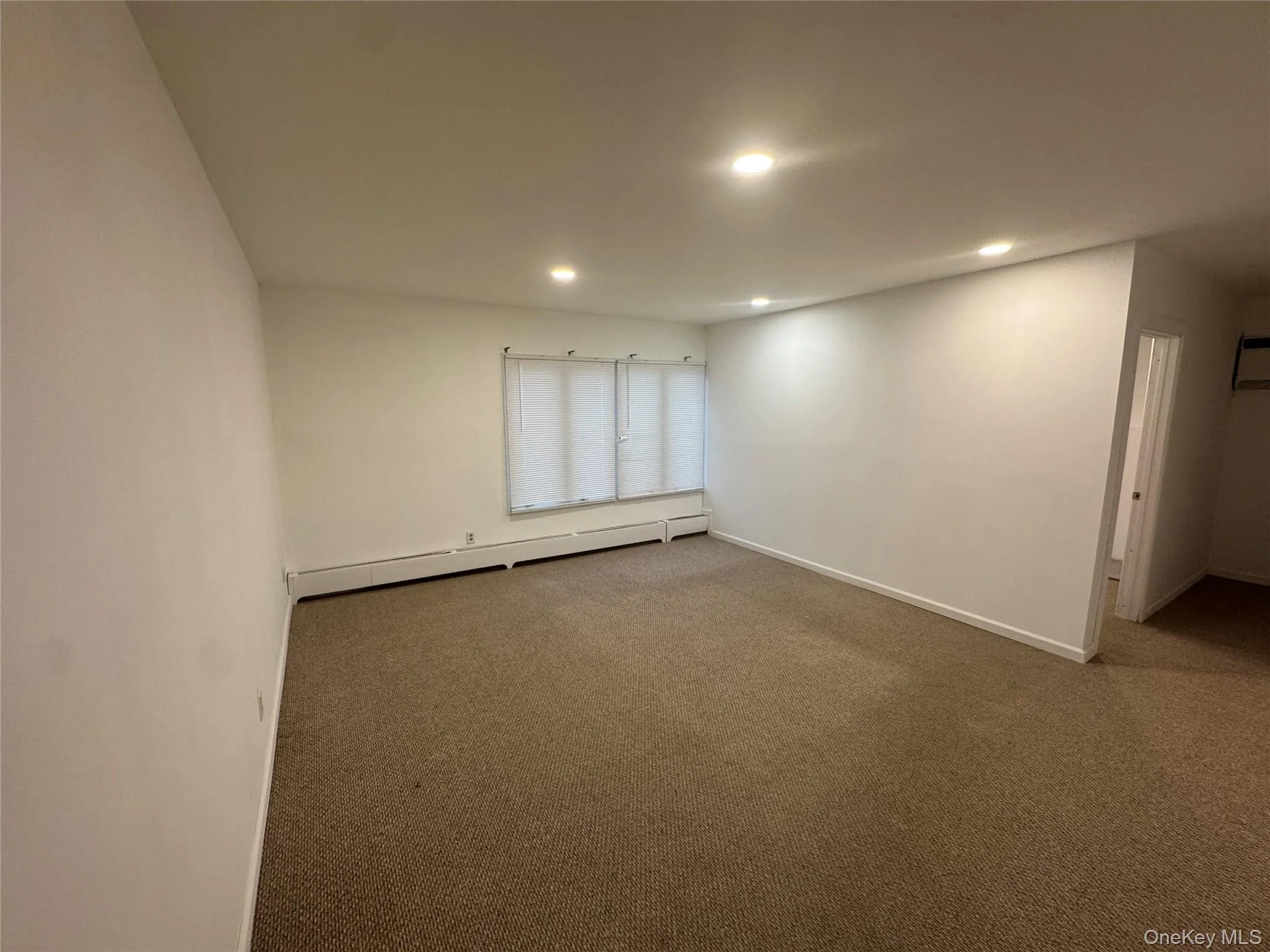 314 Lucille Avenue, Hempstead, NY, 3 Bedrooms Bedrooms, 6 Rooms Rooms,1 BathroomBathrooms,Residential Lease,For Rent,Lucille,0,979771 314 Lucille Avenue, Hempstead, NY, 3 Bedrooms Bedrooms, 6 Rooms Rooms,1 BathroomBathrooms,Residential Lease,For Rent,Lucille,0,979771