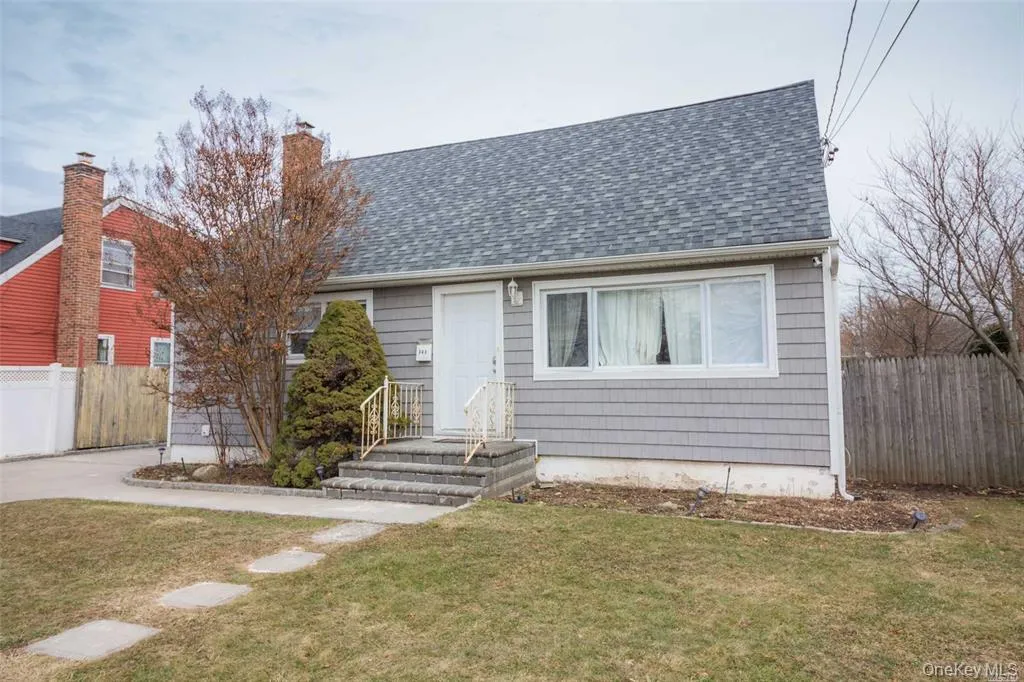 343 Greengrove Avenue, Hempstead, NY, 5 Bedrooms Bedrooms, 7 Rooms Rooms,2 BathroomsBathrooms,Residential Lease,For Rent,Greengrove,0,979785 343 Greengrove Avenue, Hempstead, NY, 5 Bedrooms Bedrooms, 7 Rooms Rooms,2 BathroomsBathrooms,Residential Lease,For Rent,Greengrove,0,979785