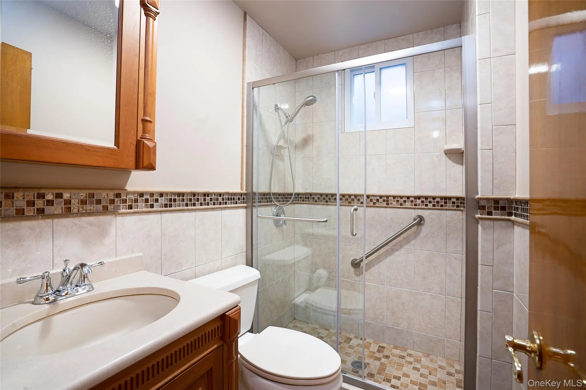 71-20 68th Street, New York, NY, 3 Bedrooms Bedrooms, 6 Rooms Rooms,1 BathroomBathrooms,Residential Lease,For Rent,68th,0,979801 71-20 68th Street, New York, NY, 3 Bedrooms Bedrooms, 6 Rooms Rooms,1 BathroomBathrooms,Residential Lease,For Rent,68th,0,979801