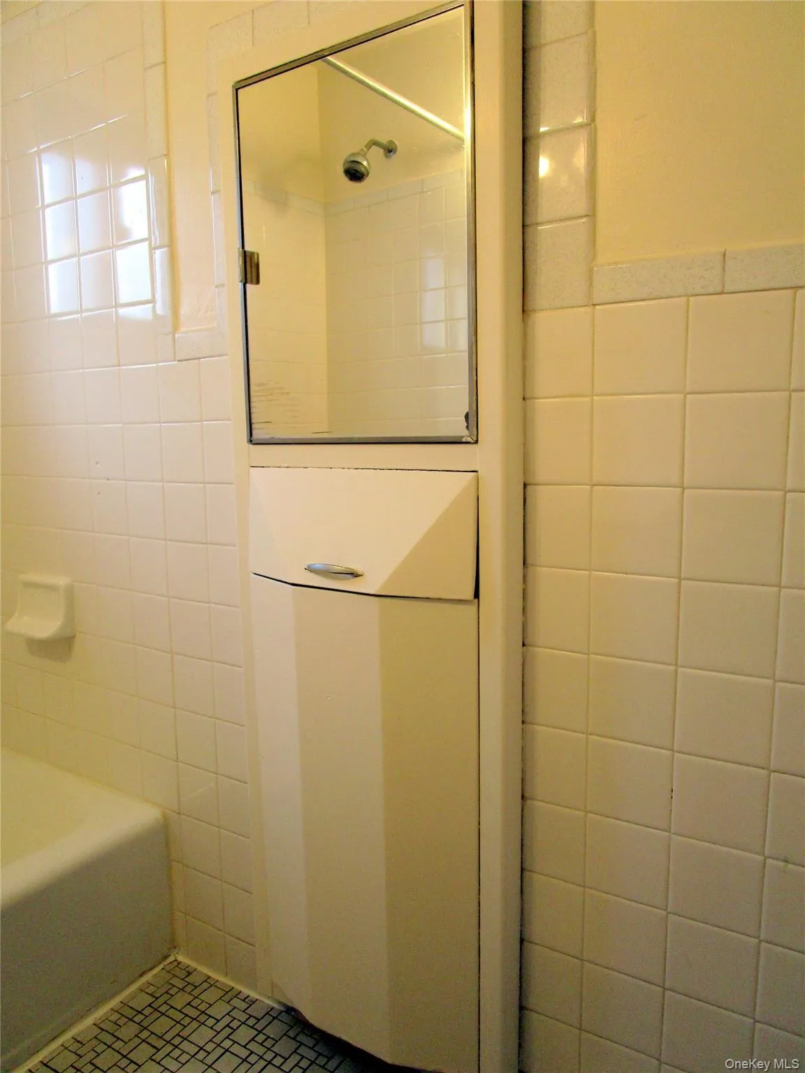 680 Terrace Avenue, Mount Vernon, NY, 2 Bedrooms Bedrooms, 4 Rooms Rooms,1 BathroomBathrooms,Residential Lease,For Rent,Terrace,0,979802 680 Terrace Avenue, Mount Vernon, NY, 2 Bedrooms Bedrooms, 4 Rooms Rooms,1 BathroomBathrooms,Residential Lease,For Rent,Terrace,0,979802