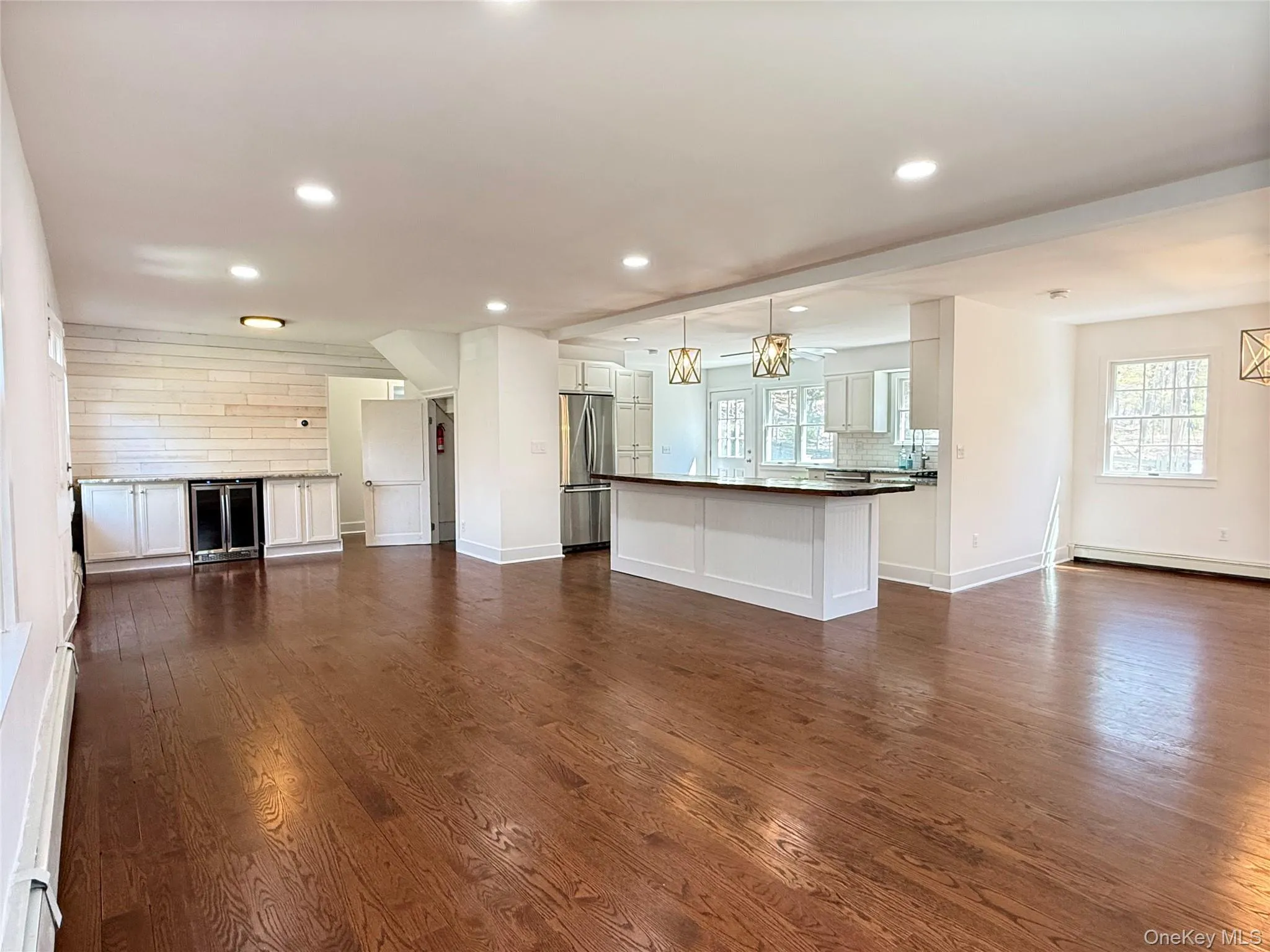 18 Bayles Avenue, Brookhaven, NY, 4 Bedrooms Bedrooms, 10 Rooms Rooms,2 BathroomsBathrooms,Residential Lease,For Rent,Bayles,0,979803 18 Bayles Avenue, Brookhaven, NY, 4 Bedrooms Bedrooms, 10 Rooms Rooms,2 BathroomsBathrooms,Residential Lease,For Rent,Bayles,0,979803