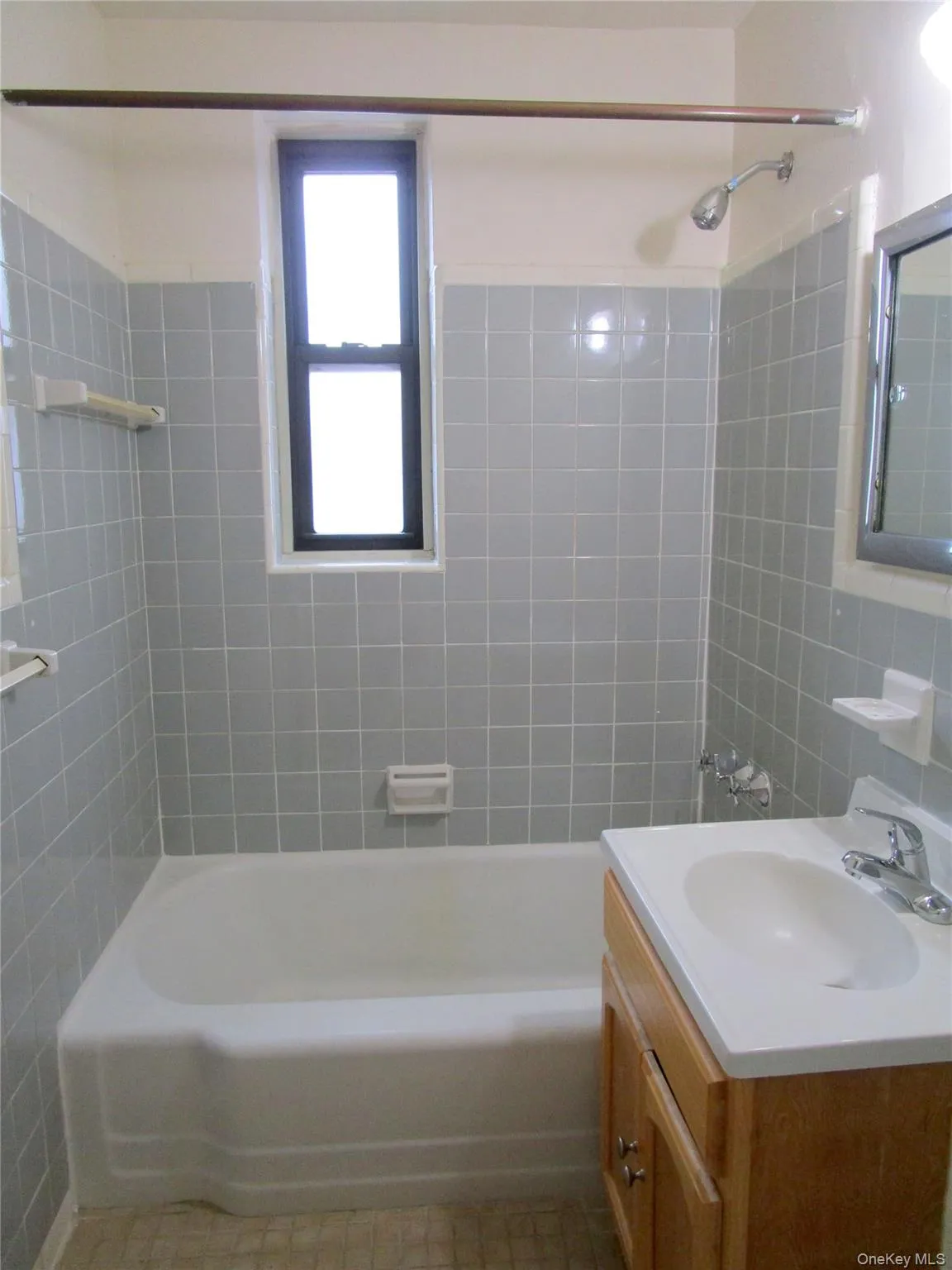 123 Valentine Lane, Yonkers, NY, 1 Bedroom Bedrooms, 3 Rooms Rooms,1 BathroomBathrooms,Residential Lease,For Rent,Valentine,0,979813 123 Valentine Lane, Yonkers, NY, 1 Bedroom Bedrooms, 3 Rooms Rooms,1 BathroomBathrooms,Residential Lease,For Rent,Valentine,0,979813