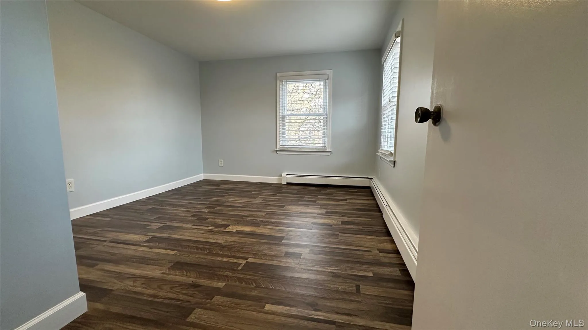 Bedroom *2 Bedroom *2