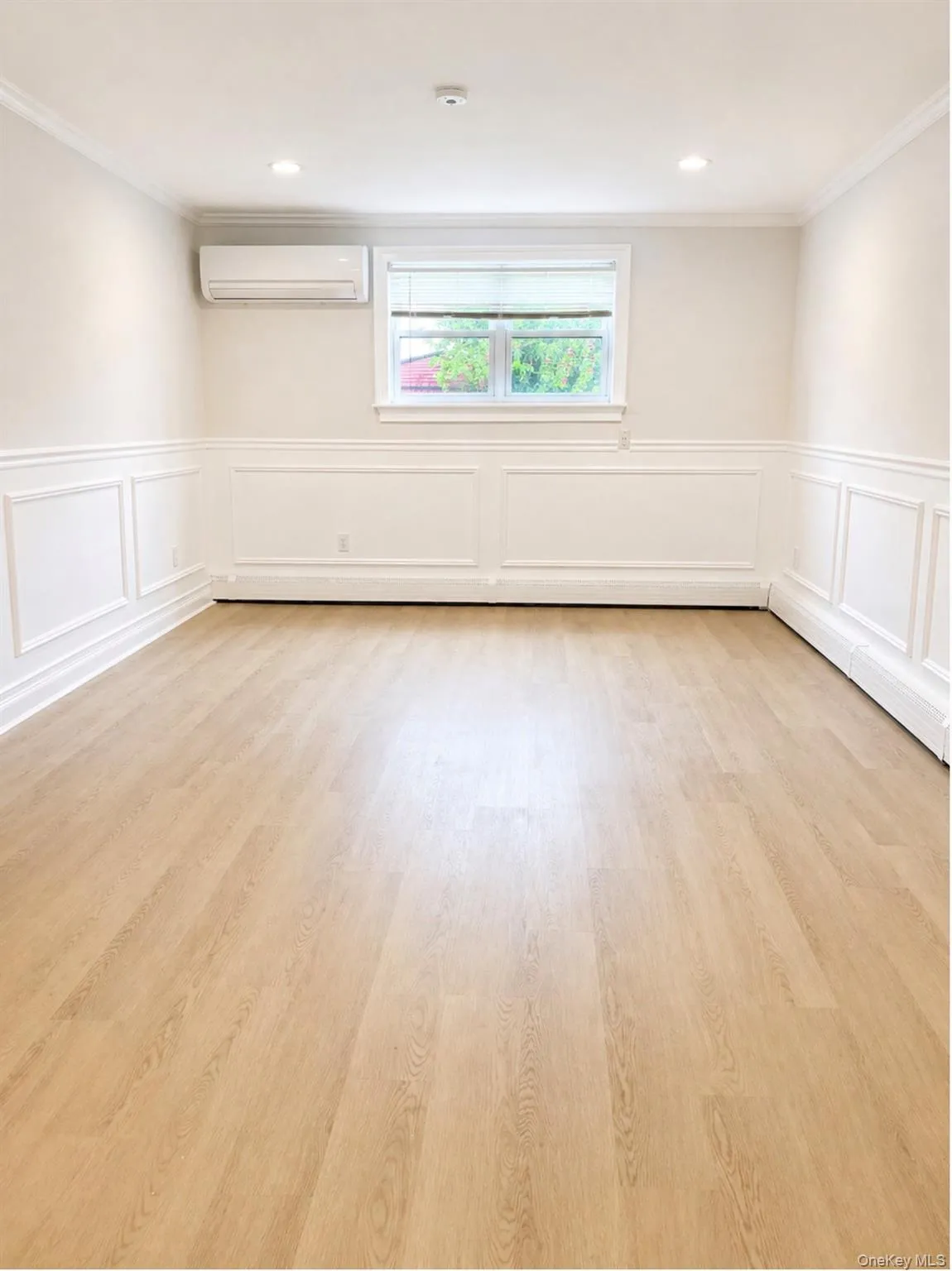 4024 Monticello Avenue, New York, NY, 1 Bedroom Bedrooms, 4 Rooms Rooms,1 BathroomBathrooms,Residential Lease,For Rent,Monticello,0,979839 4024 Monticello Avenue, New York, NY, 1 Bedroom Bedrooms, 4 Rooms Rooms,1 BathroomBathrooms,Residential Lease,For Rent,Monticello,0,979839