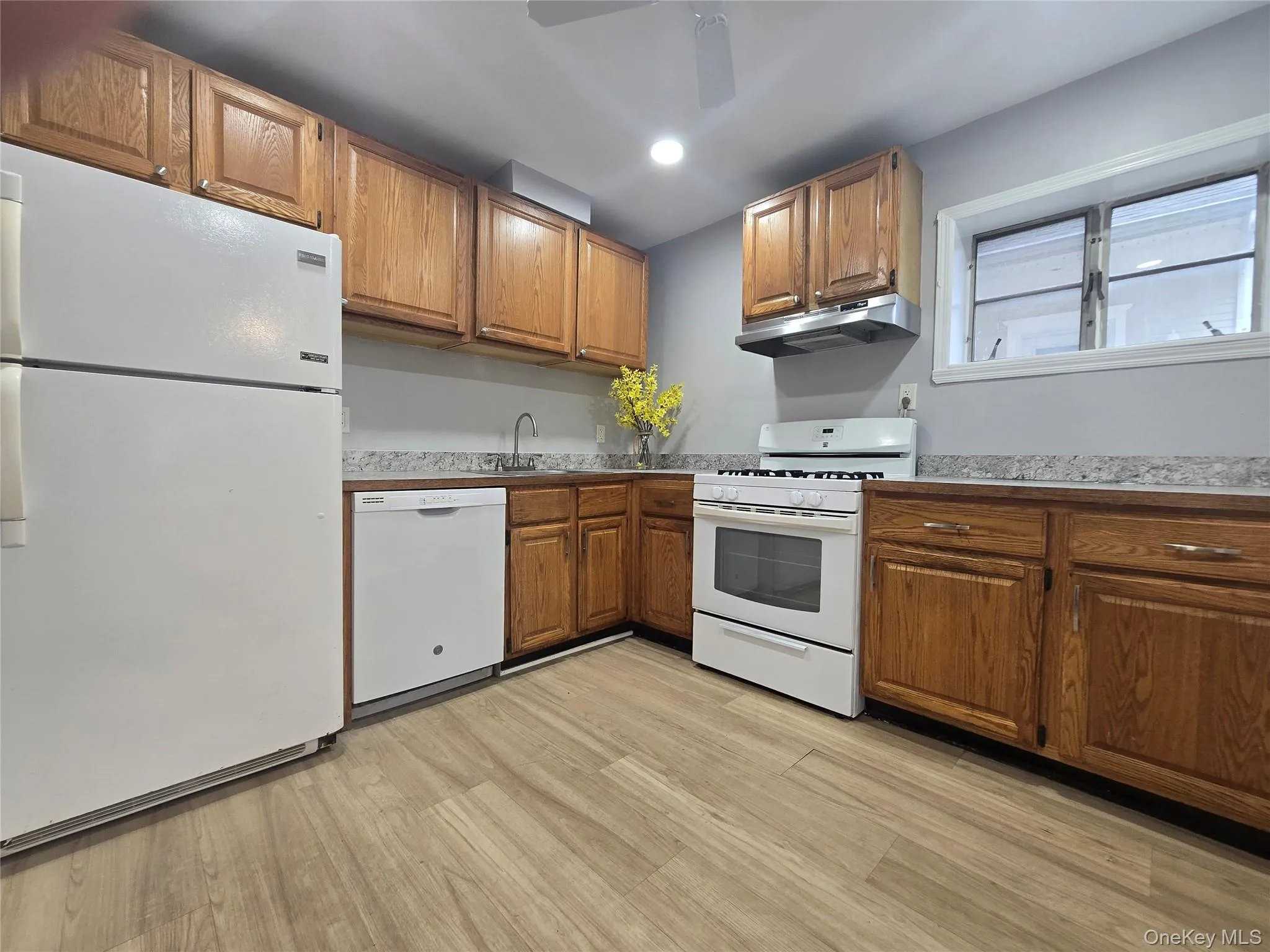 85 Front Street, Orangetown, NY, 2 Bedrooms Bedrooms, 4 Rooms Rooms,1 BathroomBathrooms,Residential Lease,For Rent,Front,0,979842 85 Front Street, Orangetown, NY, 2 Bedrooms Bedrooms, 4 Rooms Rooms,1 BathroomBathrooms,Residential Lease,For Rent,Front,0,979842